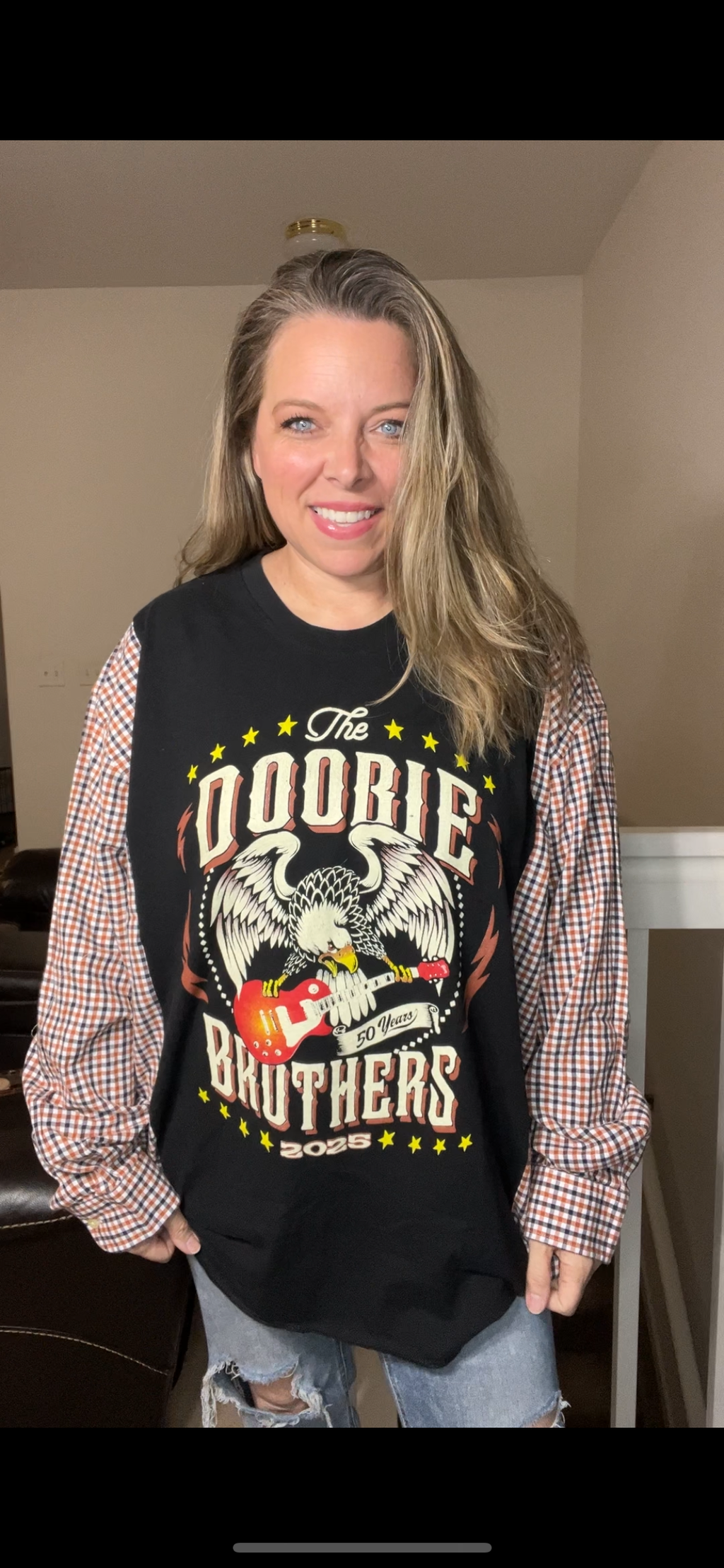 Upcycled Doobie brothers – women’s 2X long T-shirt with cotton sleeves