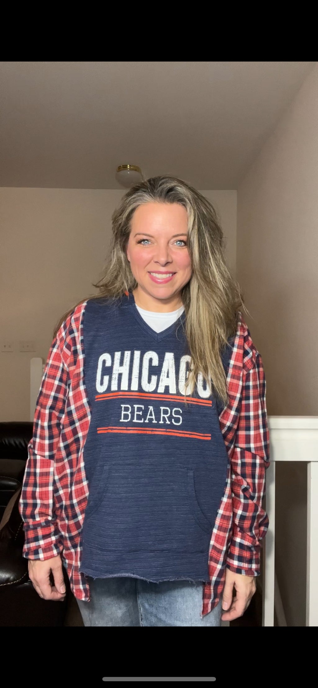 Chicago Bears - woman’s large - open bottom