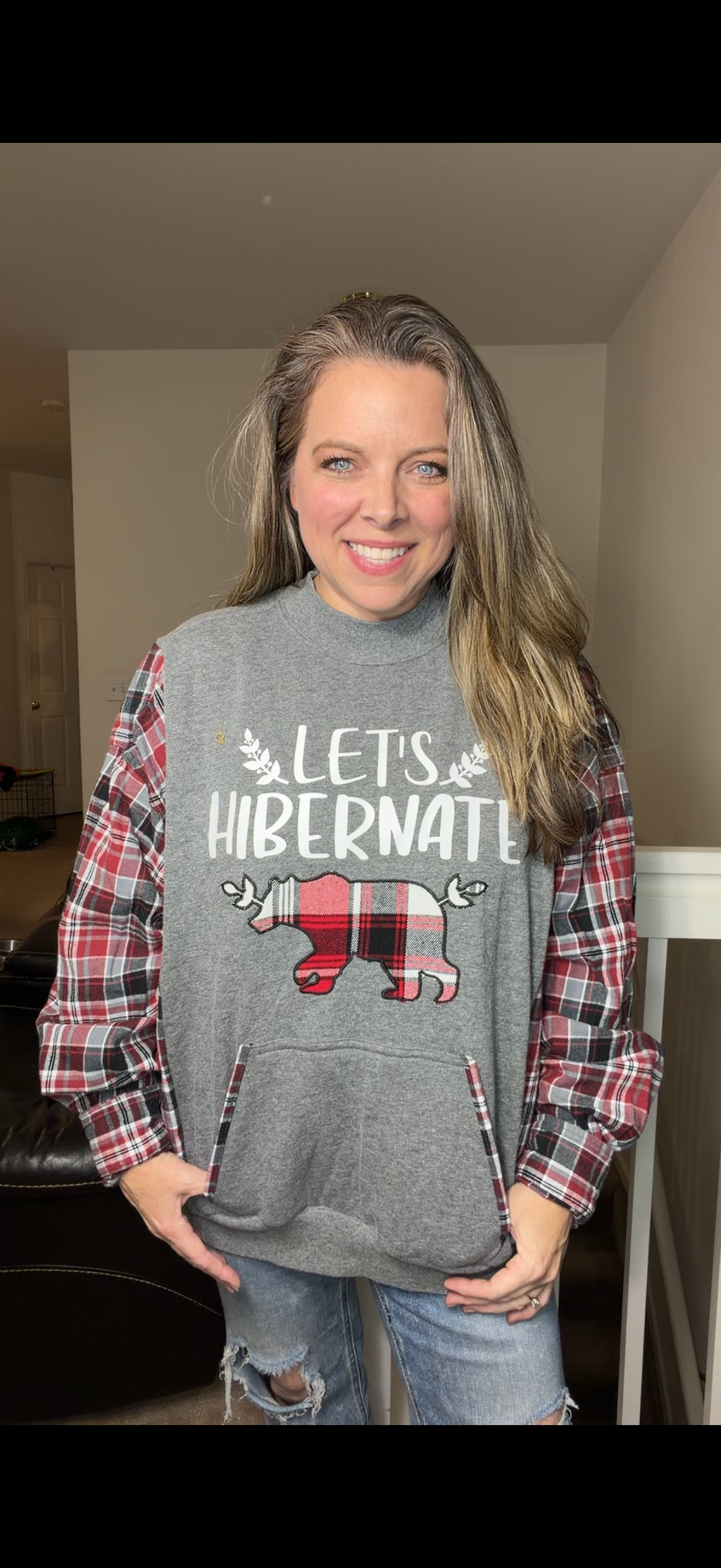 Upcycled hibernate – women's 2X midweight sweatshirt with flannel sleeves