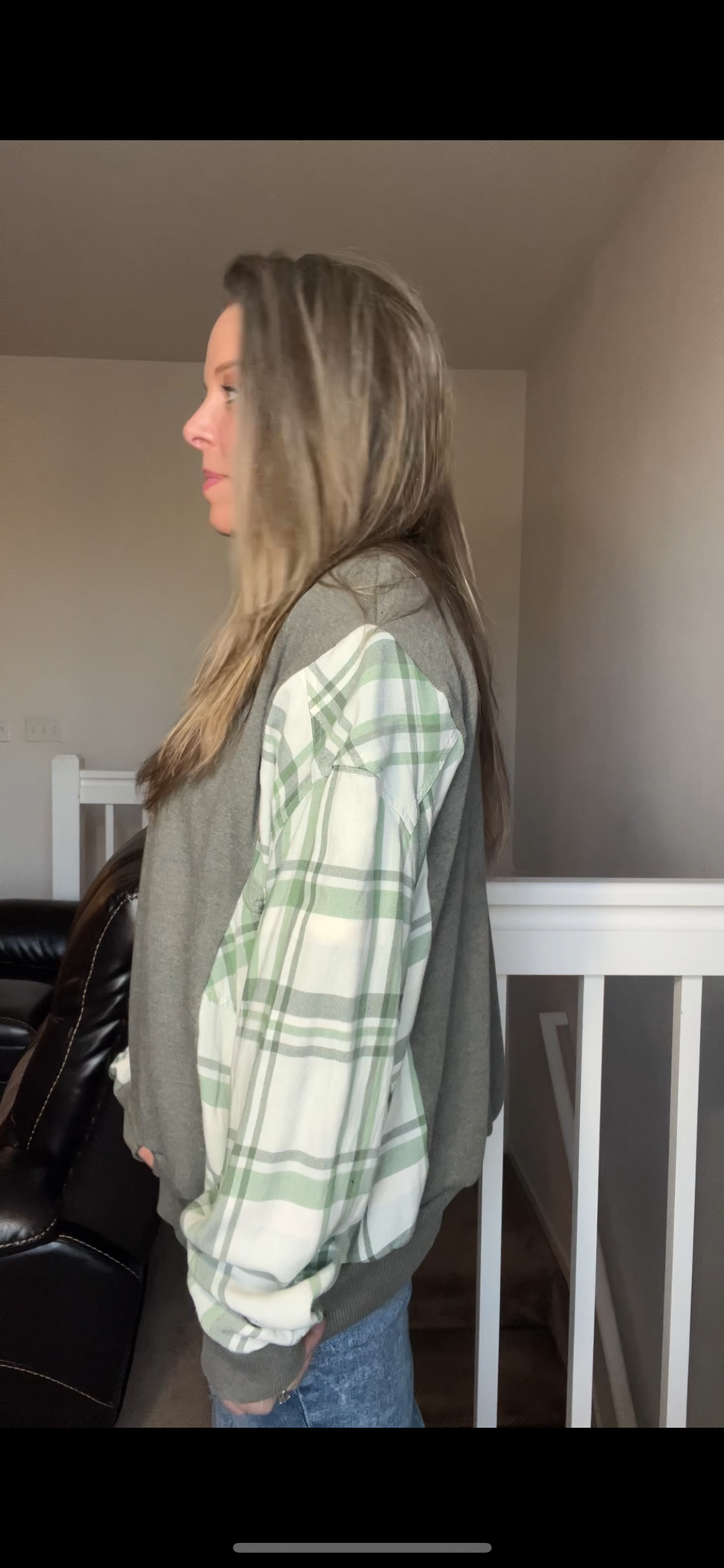 Upcycled NaNa - Women’s XL – thin sweatshirt with soft flannel sleeves wide but shorter in length￼