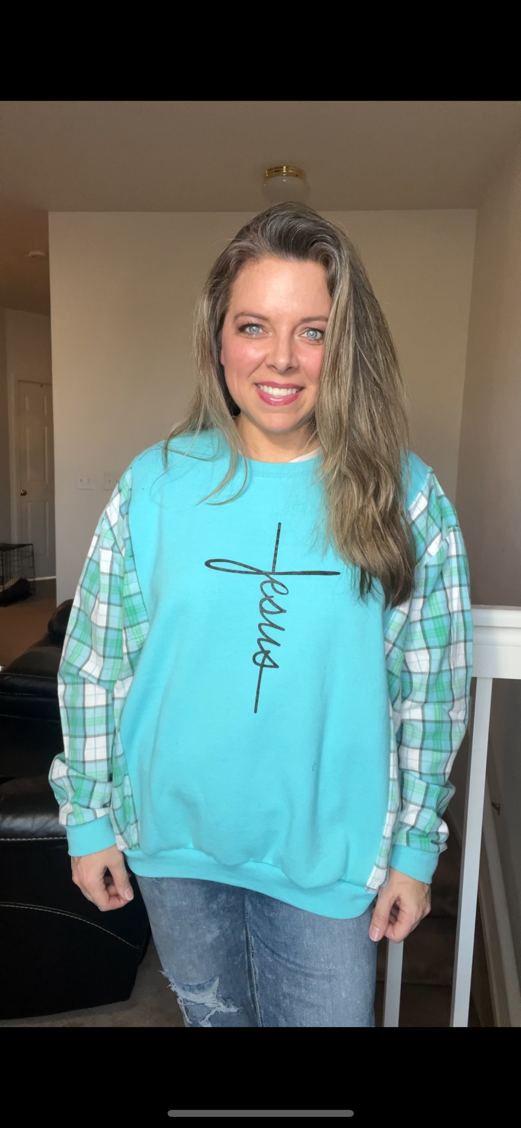 Upcycled Jesus – women’s L/XL – midweight sweatshirt with thin flannel sleeves￼