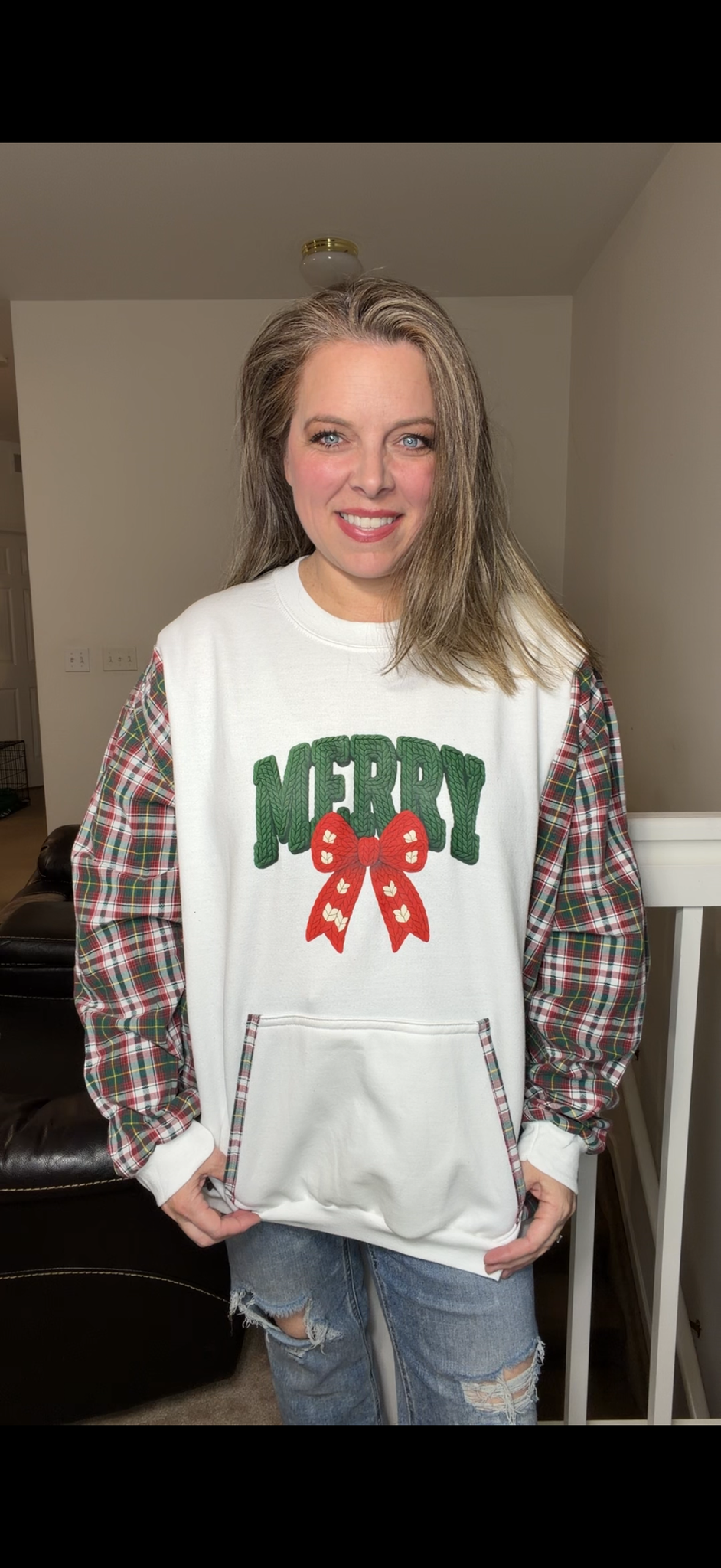 Upcycled Merry – women's 3X/4X midweight sweatshirt with cotton sleeves ￼