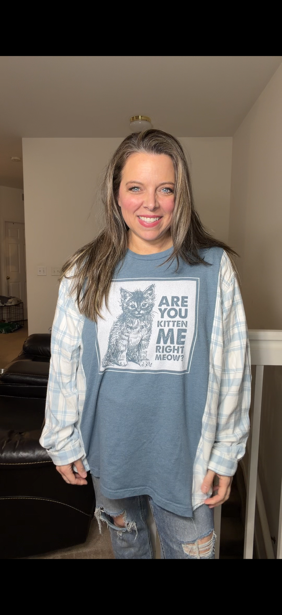 Upcycled Kitten – women's 1X T-shirt with flannel sleeves