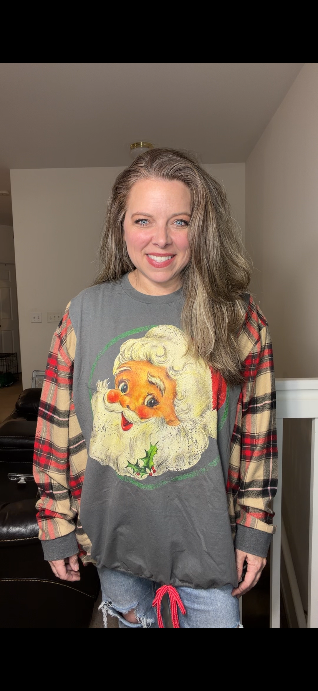 Upcycled Santa – women's 2X T-shirt with flannel sleeves