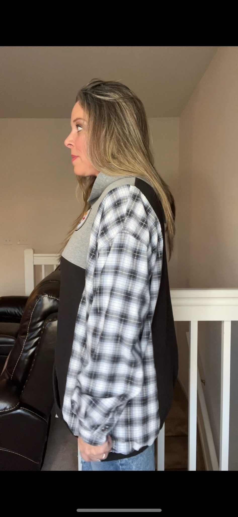 Upcycled Steelers – women’s 1X – midweight sweatshirt with flannel sleeves￼