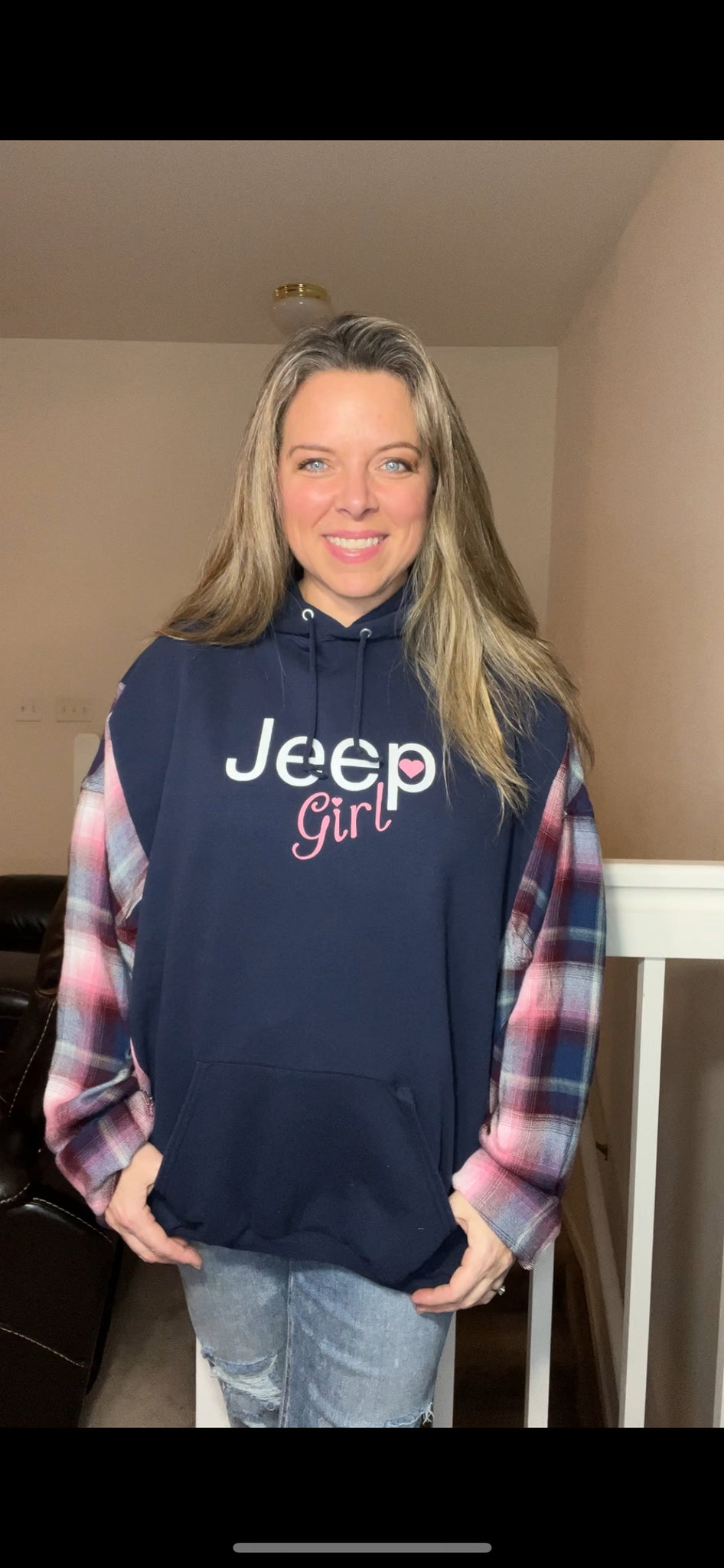 Jeep Girl - woman’s 3X - thick sweatshirt with flannel sleeves ￼