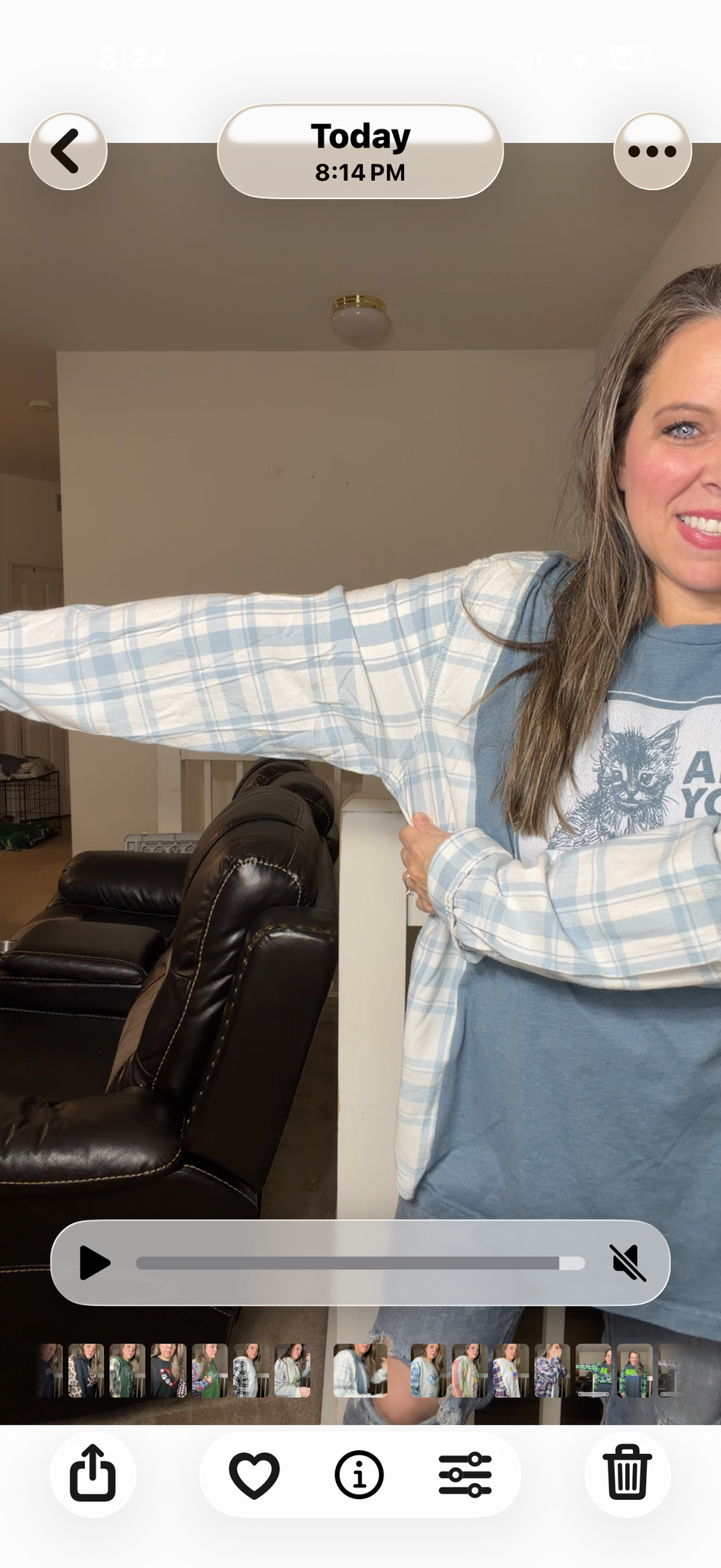 Upcycled Kitten – women's 1X T-shirt with flannel sleeves