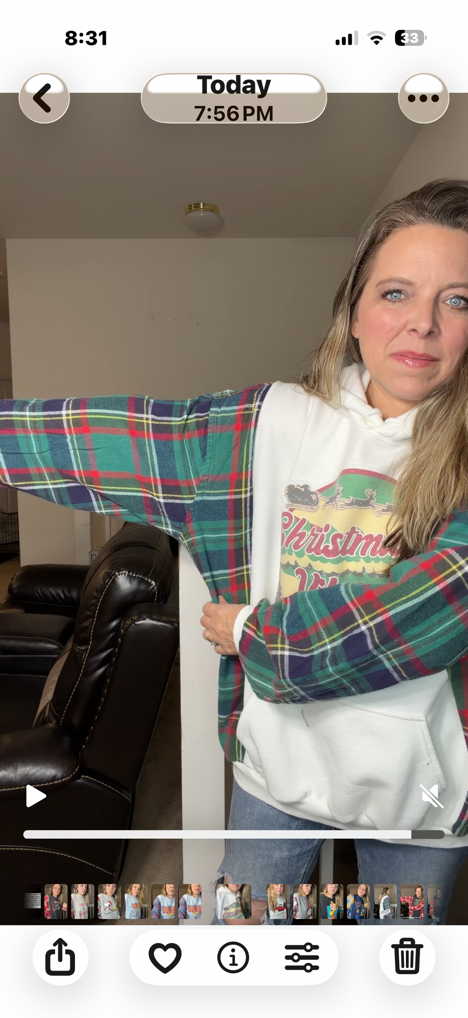 Upcycled Christmas vibes – women’s 4X midweight sweatshirt with flannel sleeves