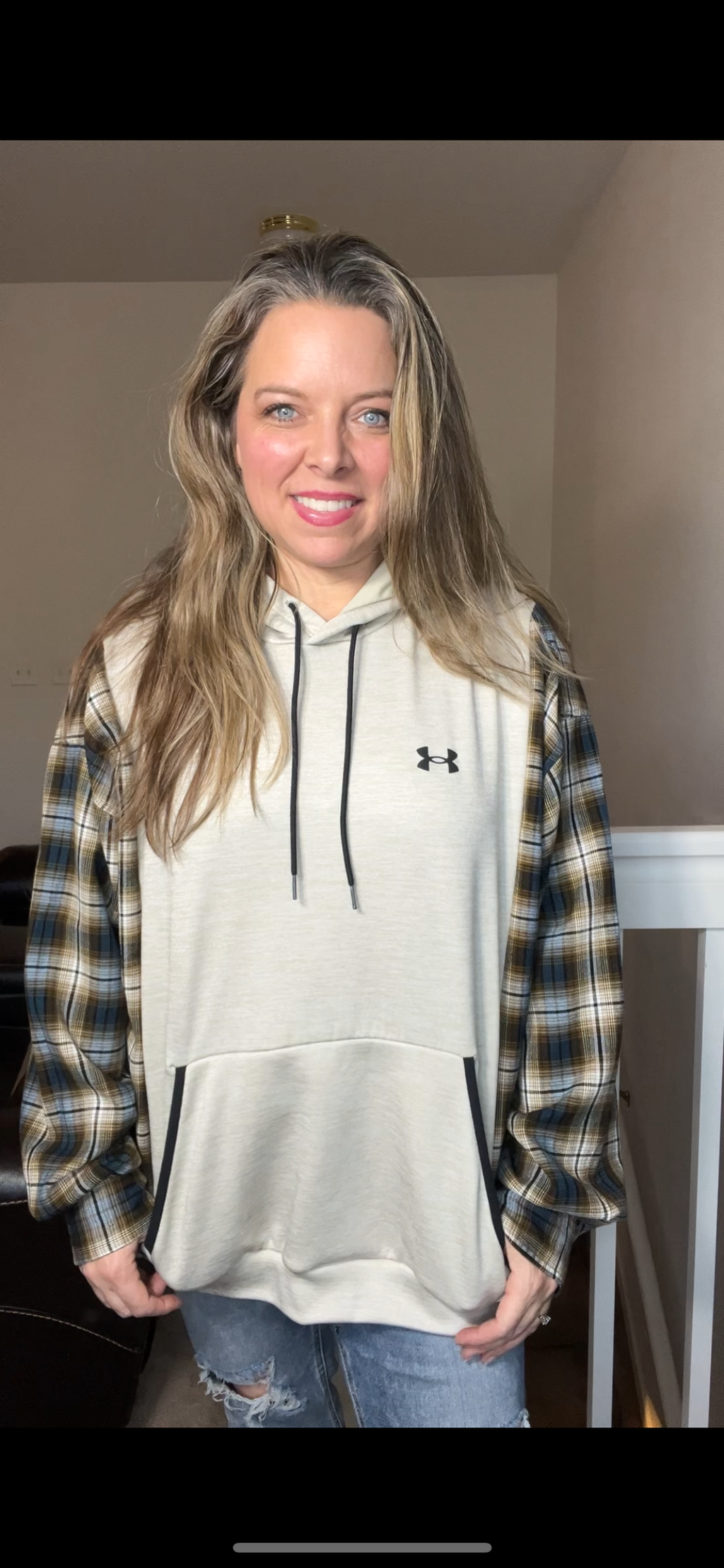 Upcycled UA tan – women’s XL/1X – midweight sweatshirt with flannel sleeves￼