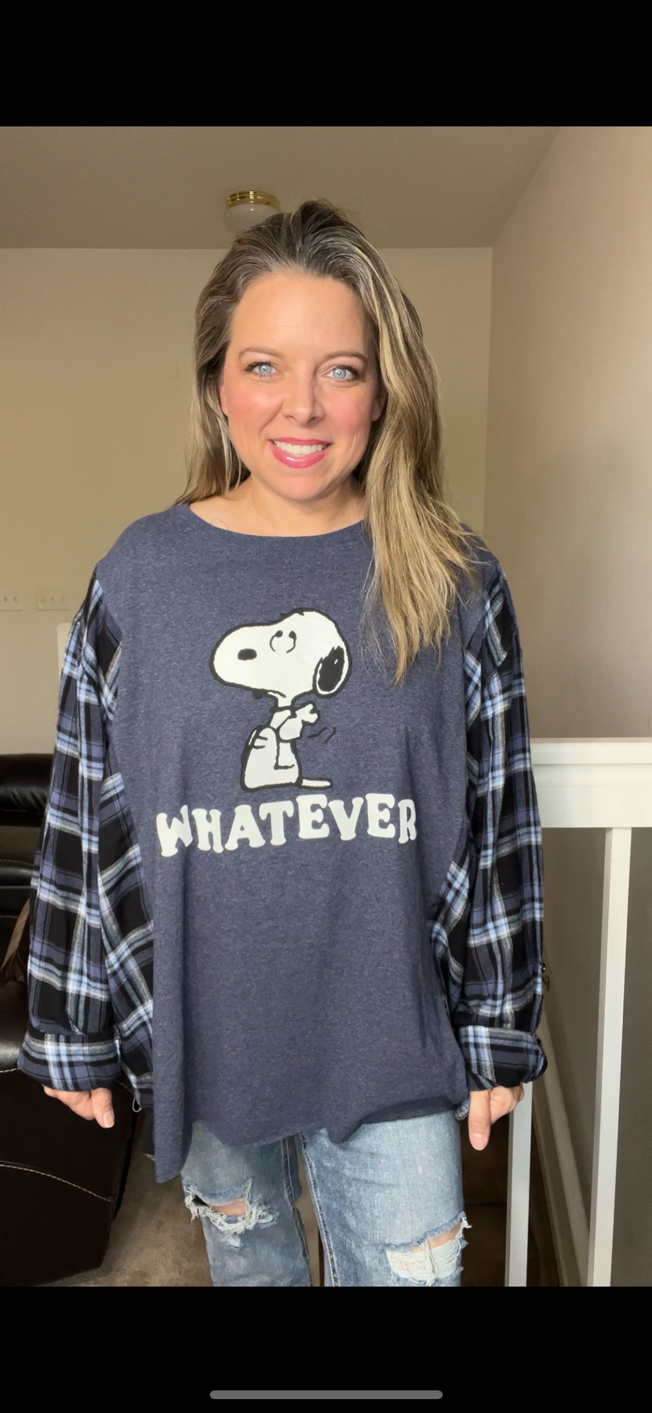 Upcycled Snoopy Whatever – women’s 3X – T-shirt with flannel sleeves￼