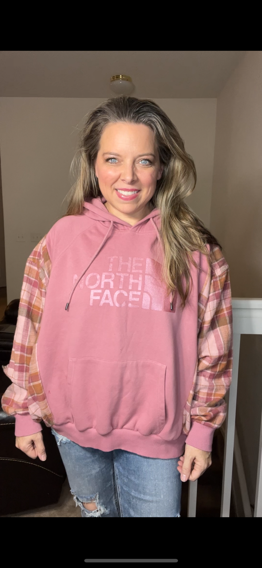 Upcycled Pink NF – women’s M/L – midweight sweatshirt with distressed flannel sleeves￼