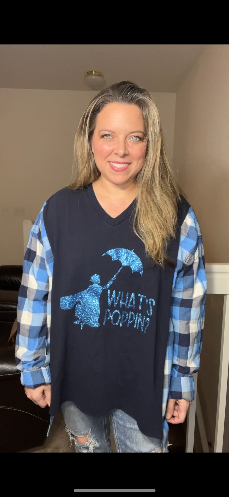 Upcycled Mary Poppins – women’s 2X – T-shirt with flannel sleeves￼