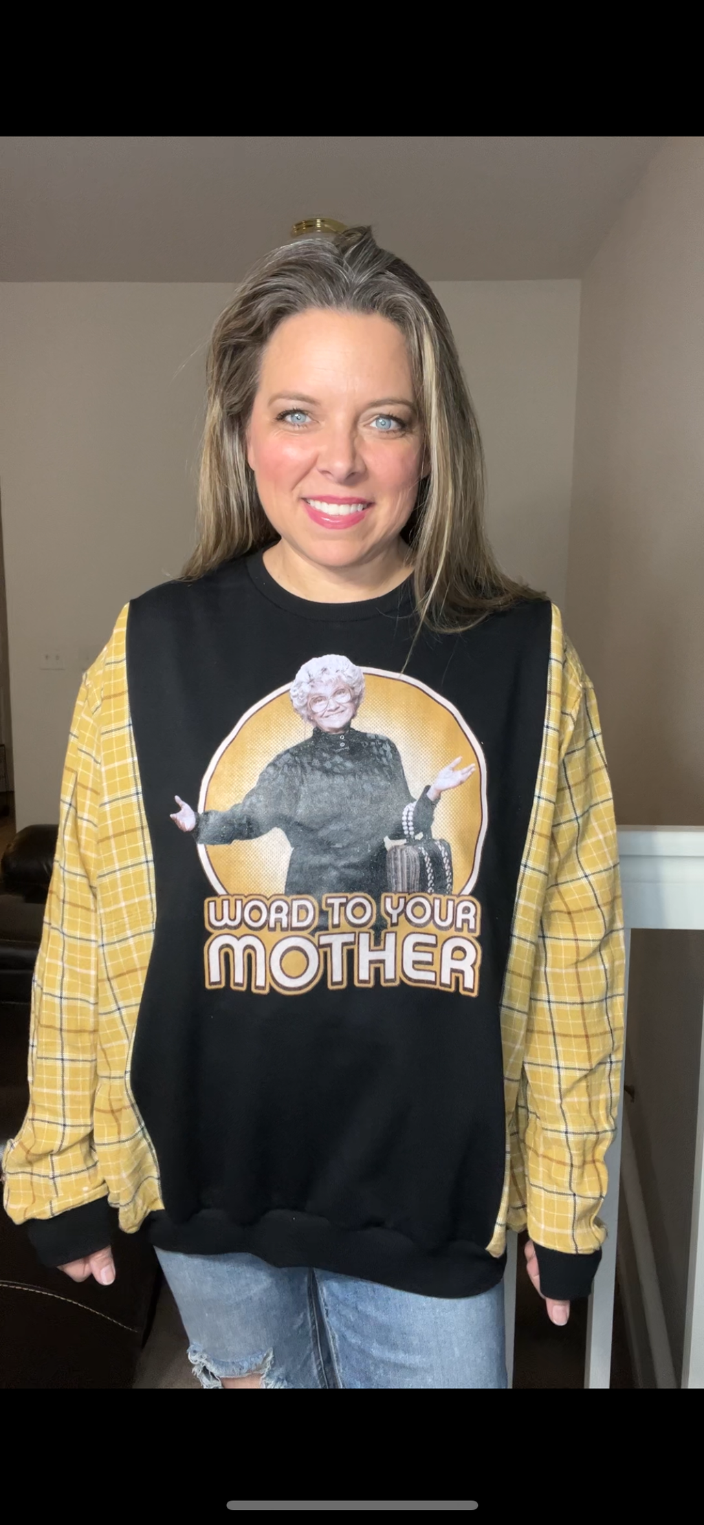 Upcycled Golden girls – women’s 1X – thin sweatshirt with flannel sleeves – sleeves slightly more fitted