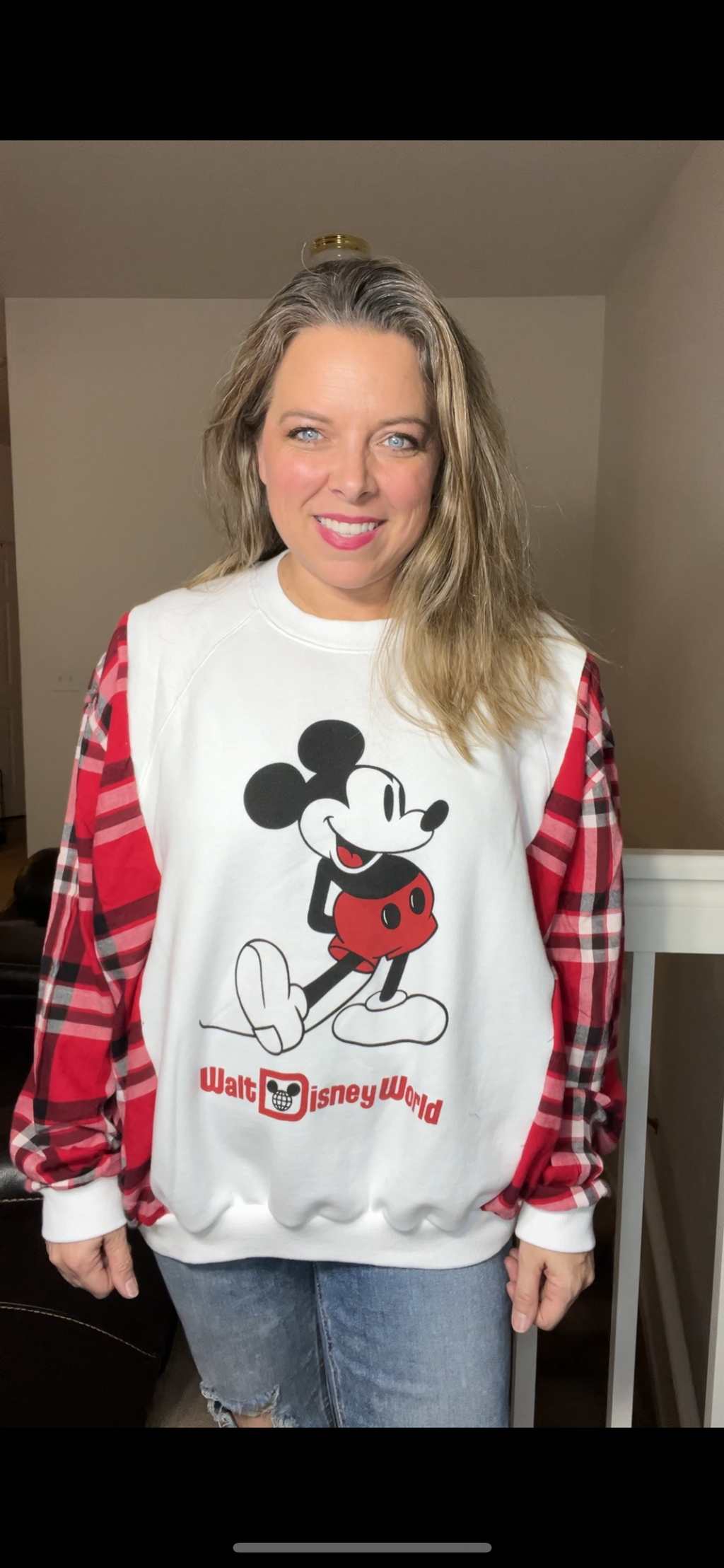 Upcycled Mickey Mouse – women’s L/XL – midweight sweatshirt with thin flannel sleeves￼