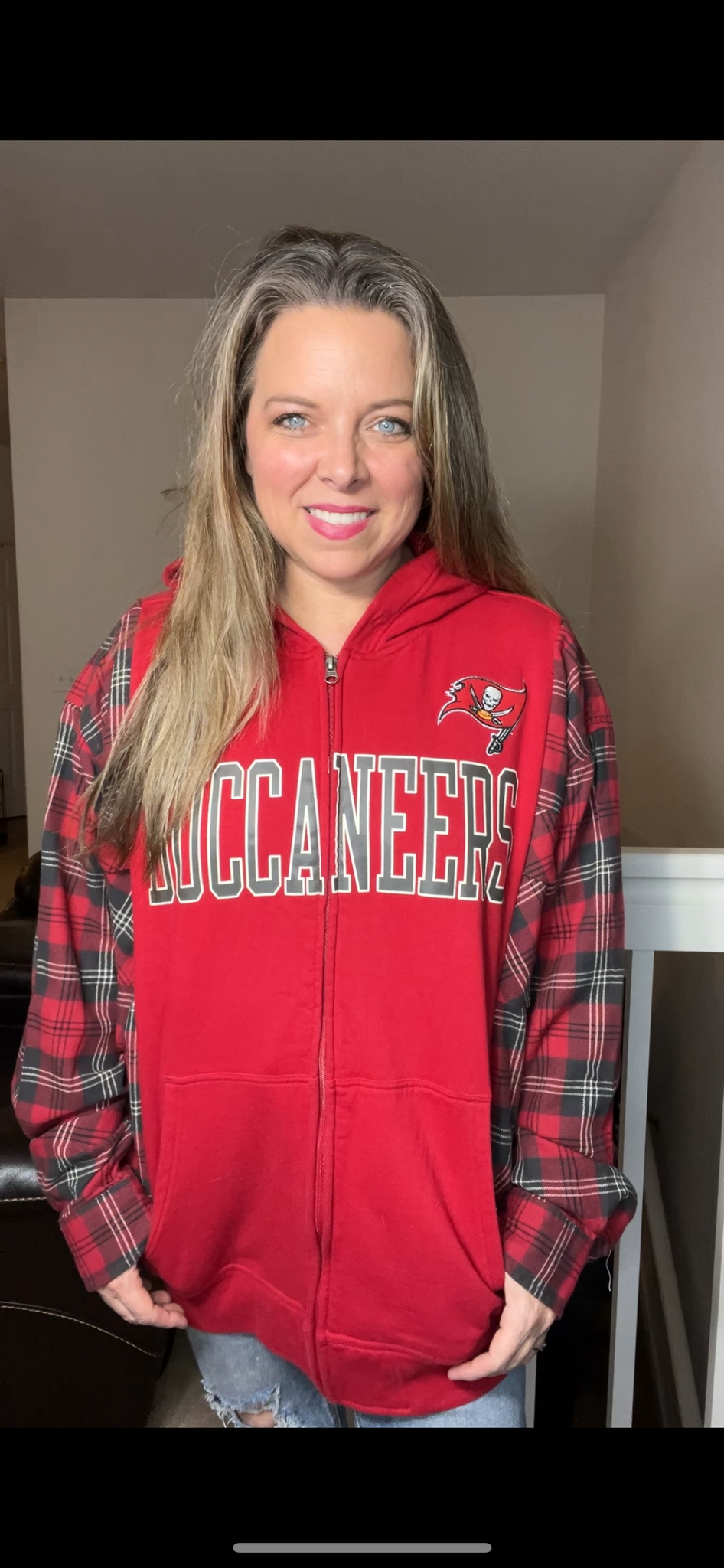 Upcycled Buccaneers – women’s 2X – zip up midweight sweatshirt with flannel sleeves￼