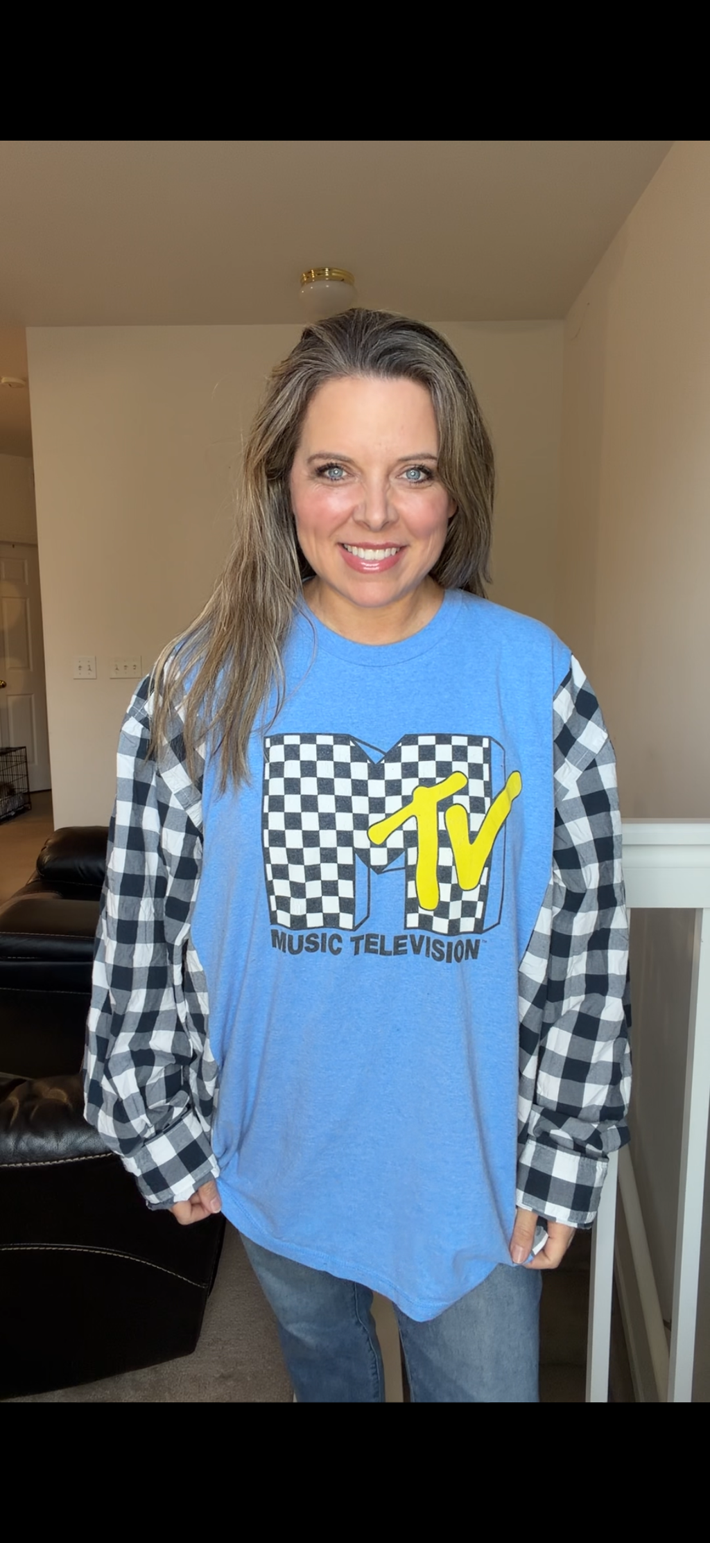 Upcycled MTV - women's 5X T-shirt with cotton sleeves