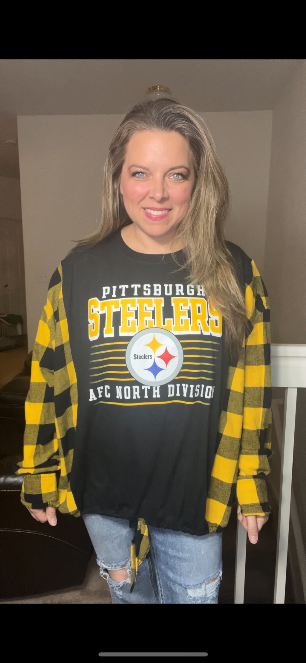 Upcycled Steelers – women's 2X – T-shirt with flannel sleeves ￼