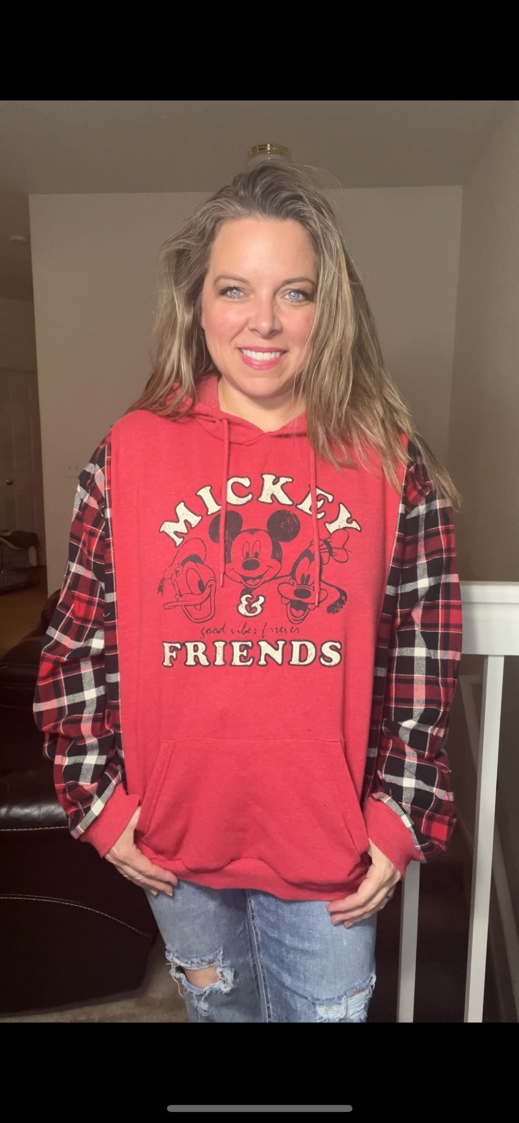 Upcycled Mickey Mouse – women’s XL/1X – midweight sweatshirt with flannel sleeves￼