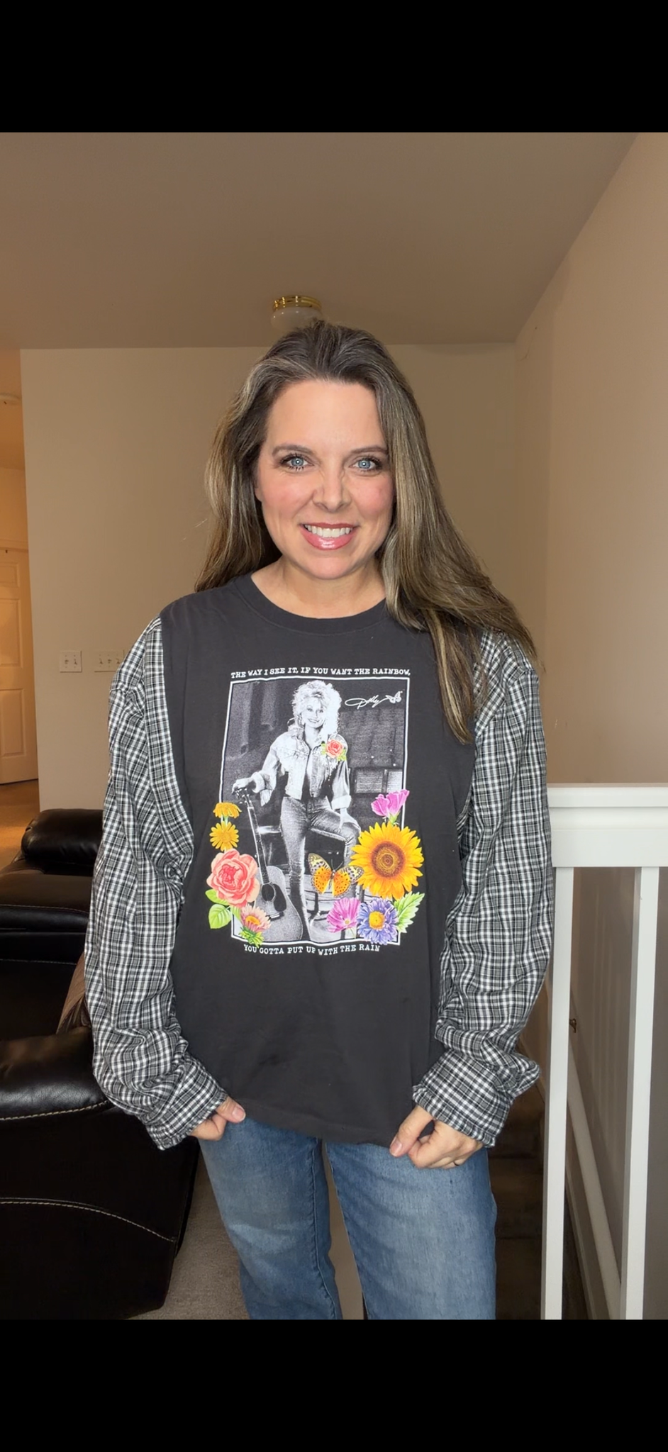 Upcycled Dolly - women's XL T-shirt with cotton sleeves