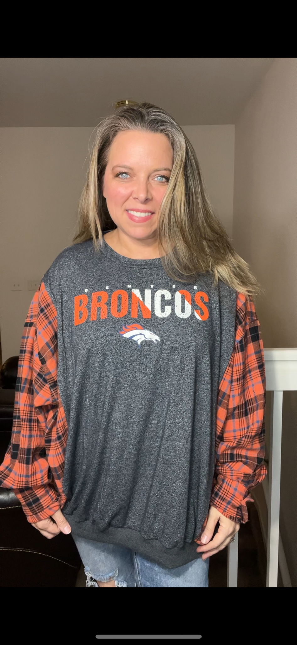 Upcycled Broncos – women’s 3X – T-shirt with flannel sleeves