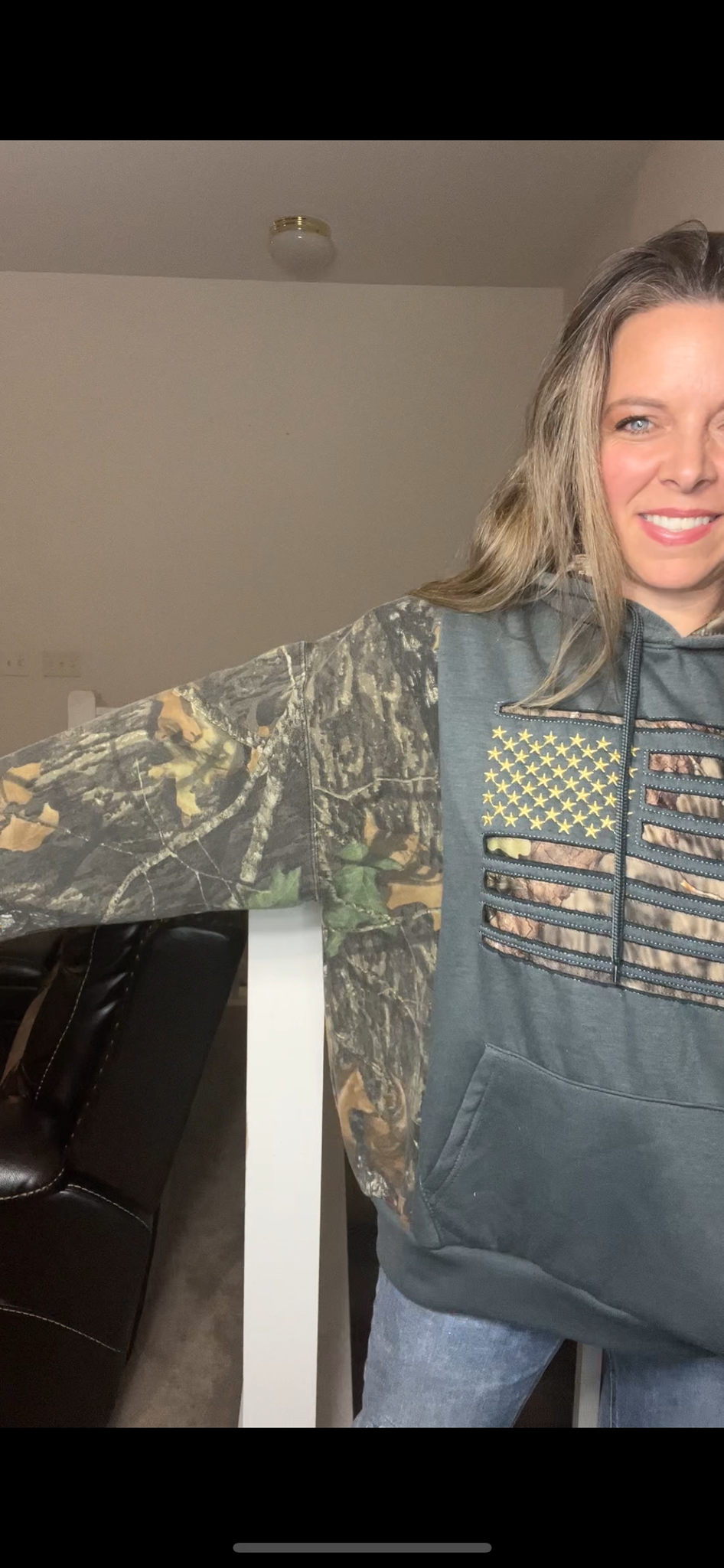 Upcycled Flag – women’s 1X – midweight sweatshirt with sweatshirt sleeves