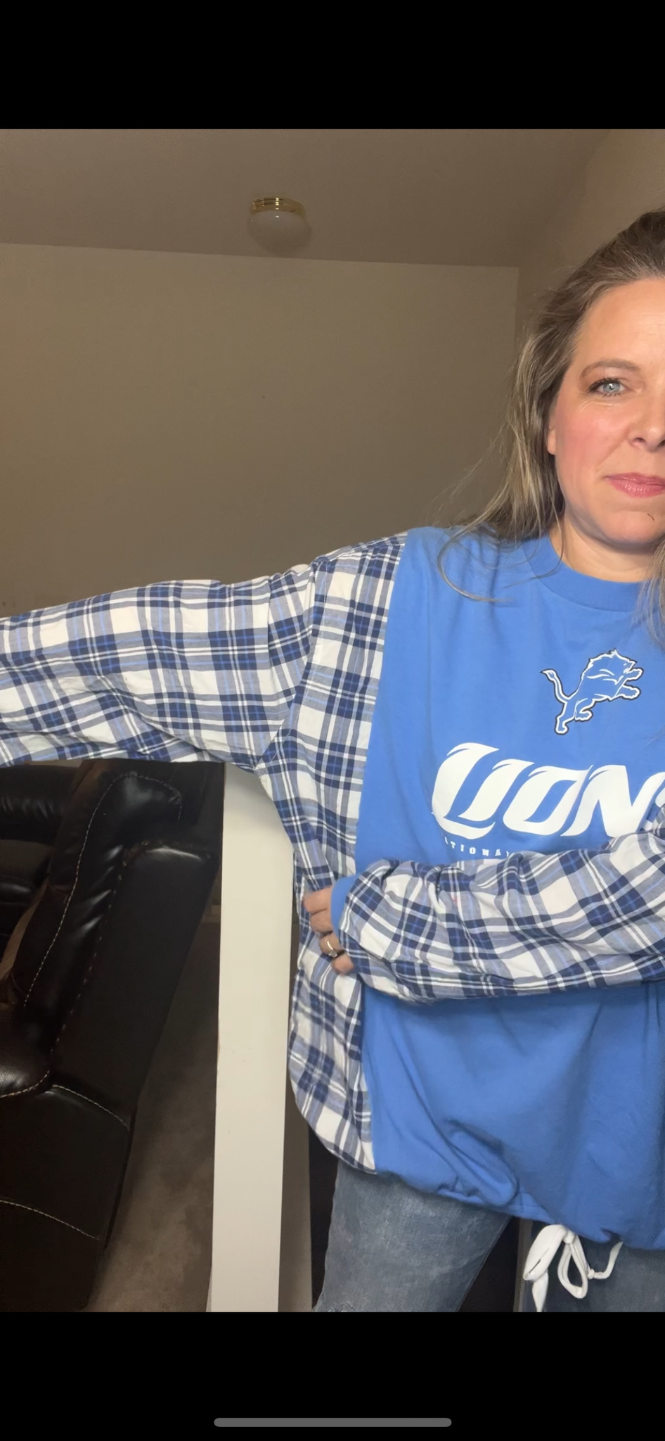 Upcycled Lions – women’s 3X – T-shirt with flannel sleeves