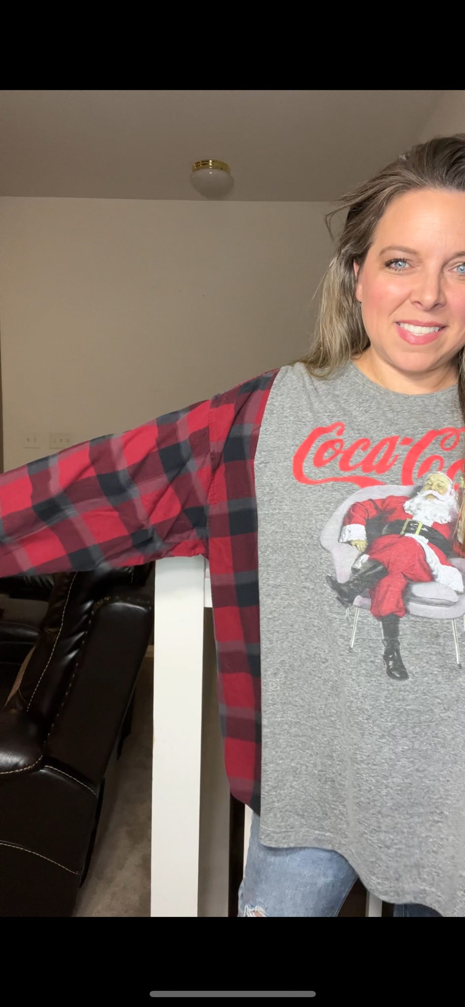 Upcycled Coca-Cola – women’s 4X – T-shirt with flannel sleeves