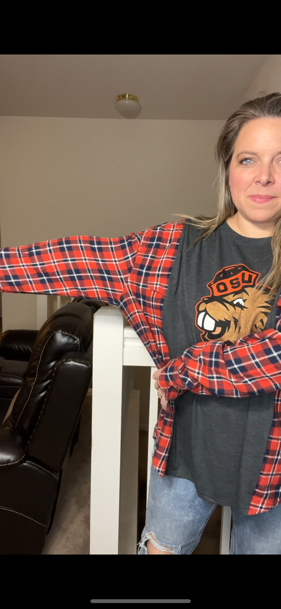 Upcycled Beavers – women’s 3X – thin T-shirt with flannel sleeves – sleeves more fitted