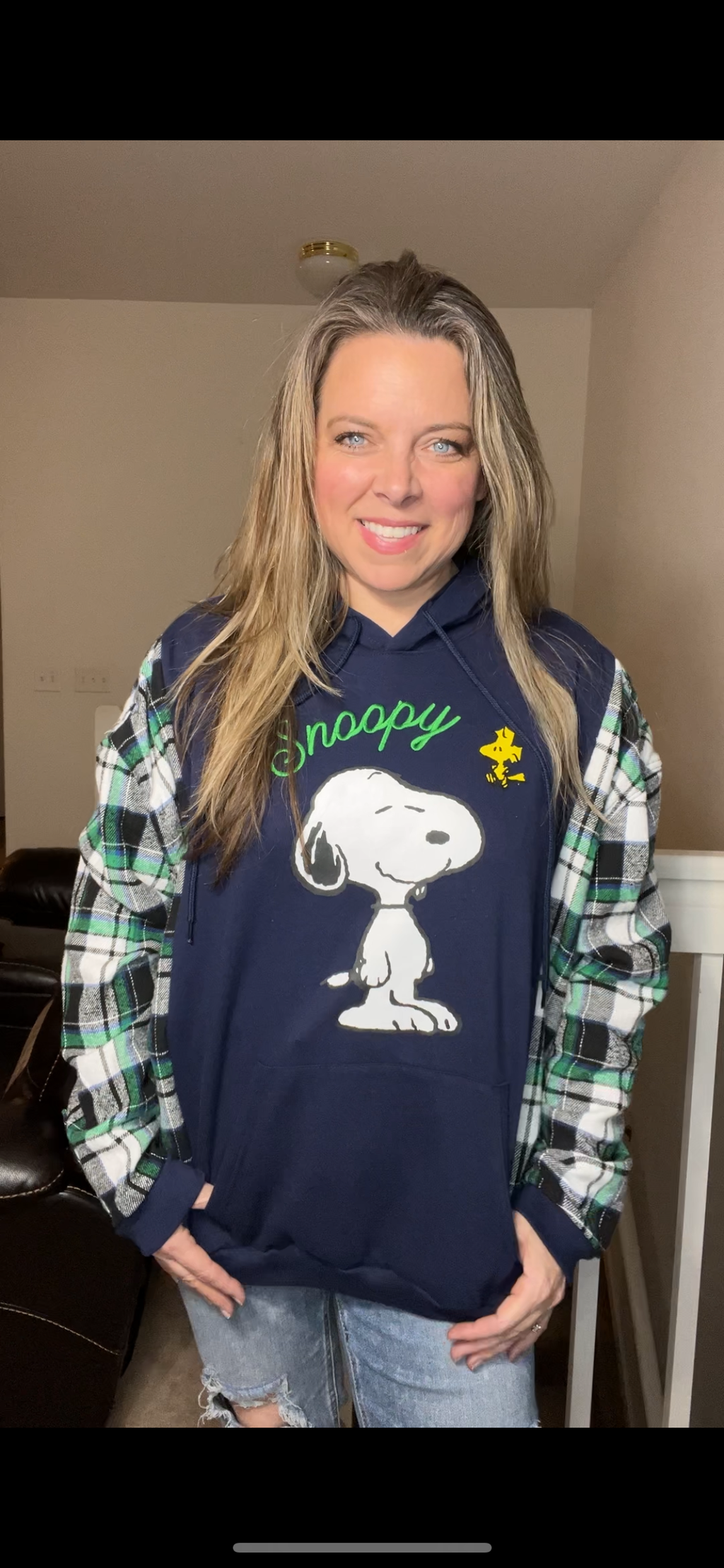 Upcycled Snoopy navy – women’s 1X/2X – midweight sweatshirt with flannel sleeves