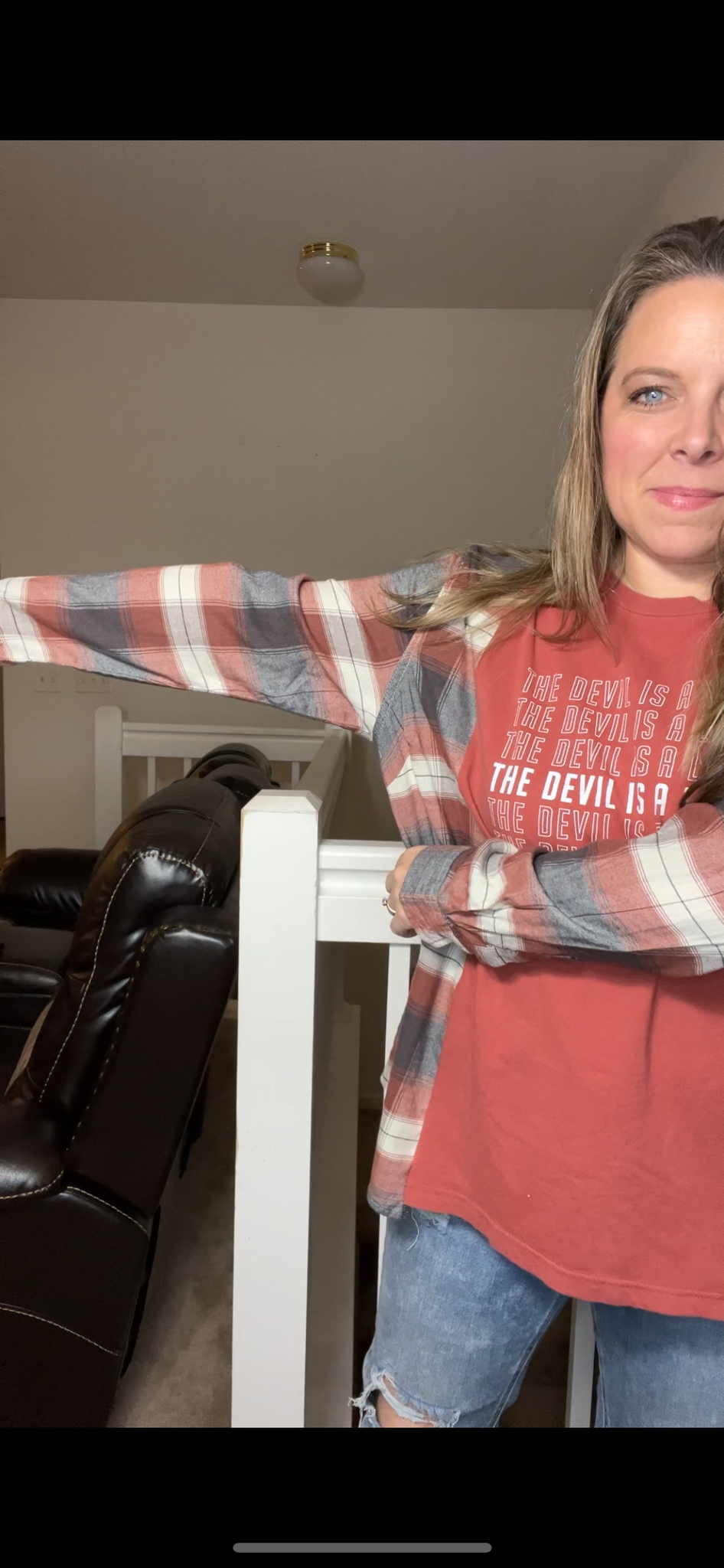 Upcycled Liar – women’s large – thin T-shirt with flannel sleeves – sleeves more fitted