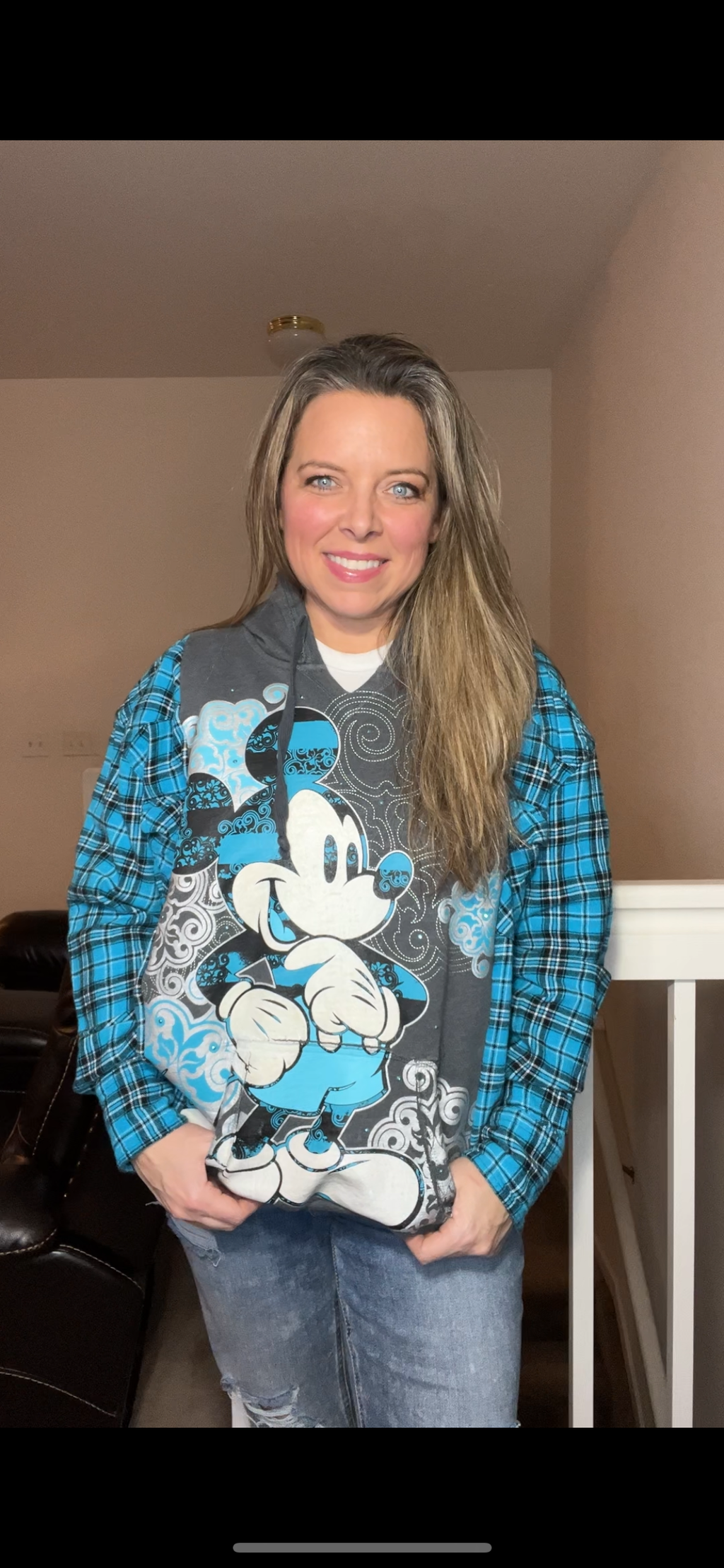 Mickey Mouse – women’s S/M - thick sweatshirt with FITTED flannel sleeves – graphic is thick and has some cosmetic flaws ￼