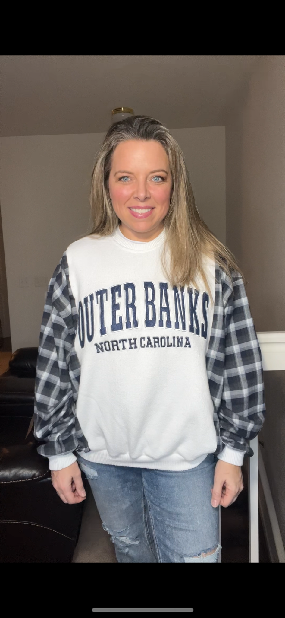 Upcycled Outer Banks – women’s M/L – soft thick sweatshirt with flannel sleeves ￼