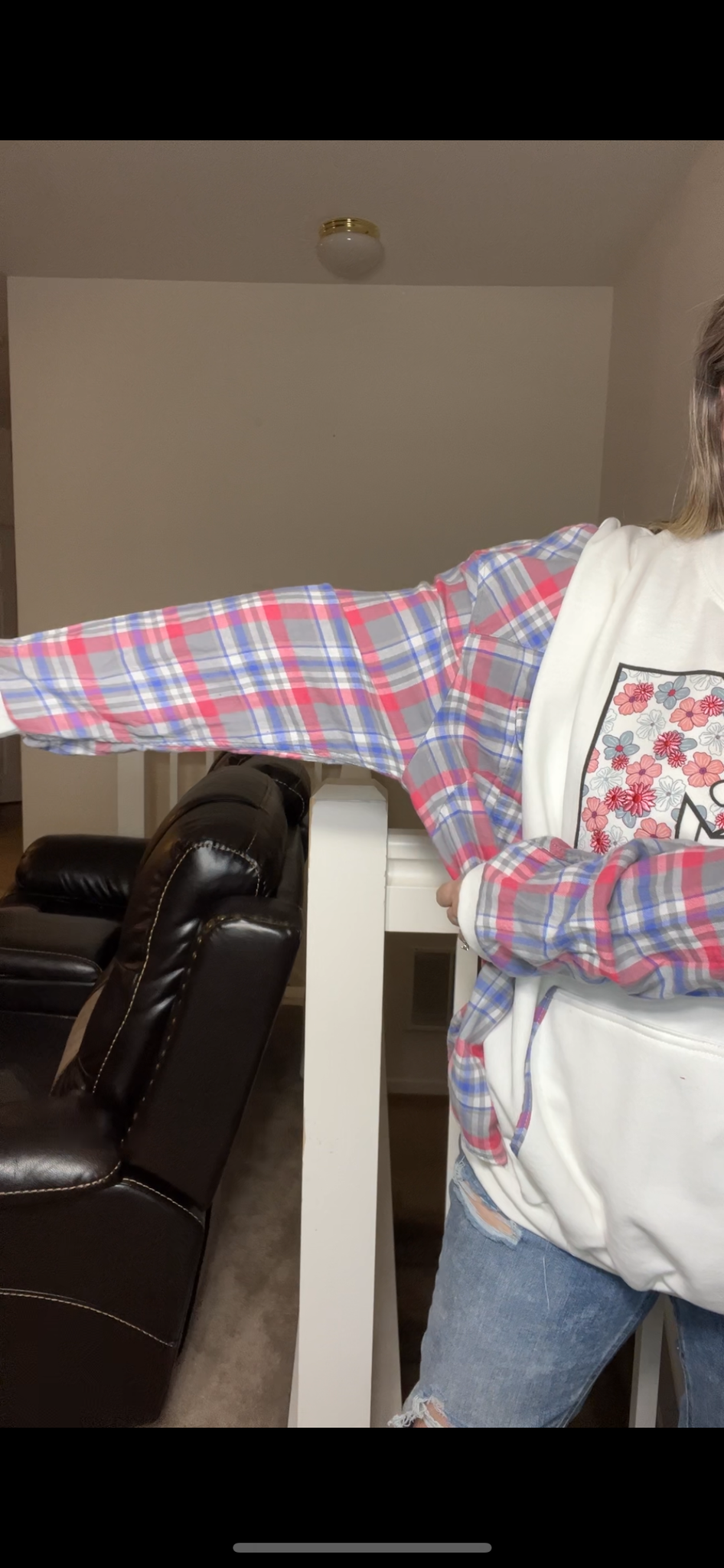 Upcycled MTV – women’s 3X – middleweight sweatshirt with flannel sleeves