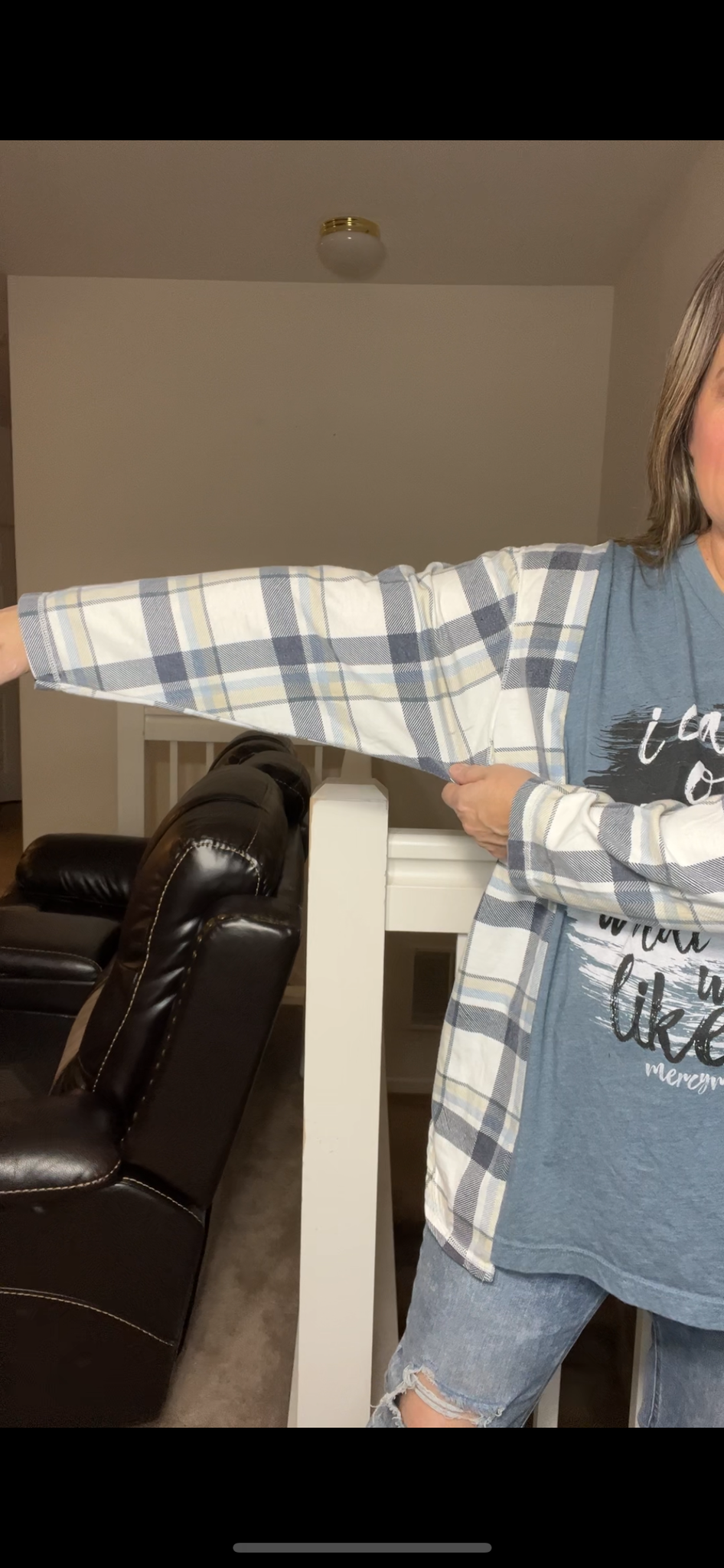 Upcycled Imagine – women’s XL long – T-shirt with flannel sleeves