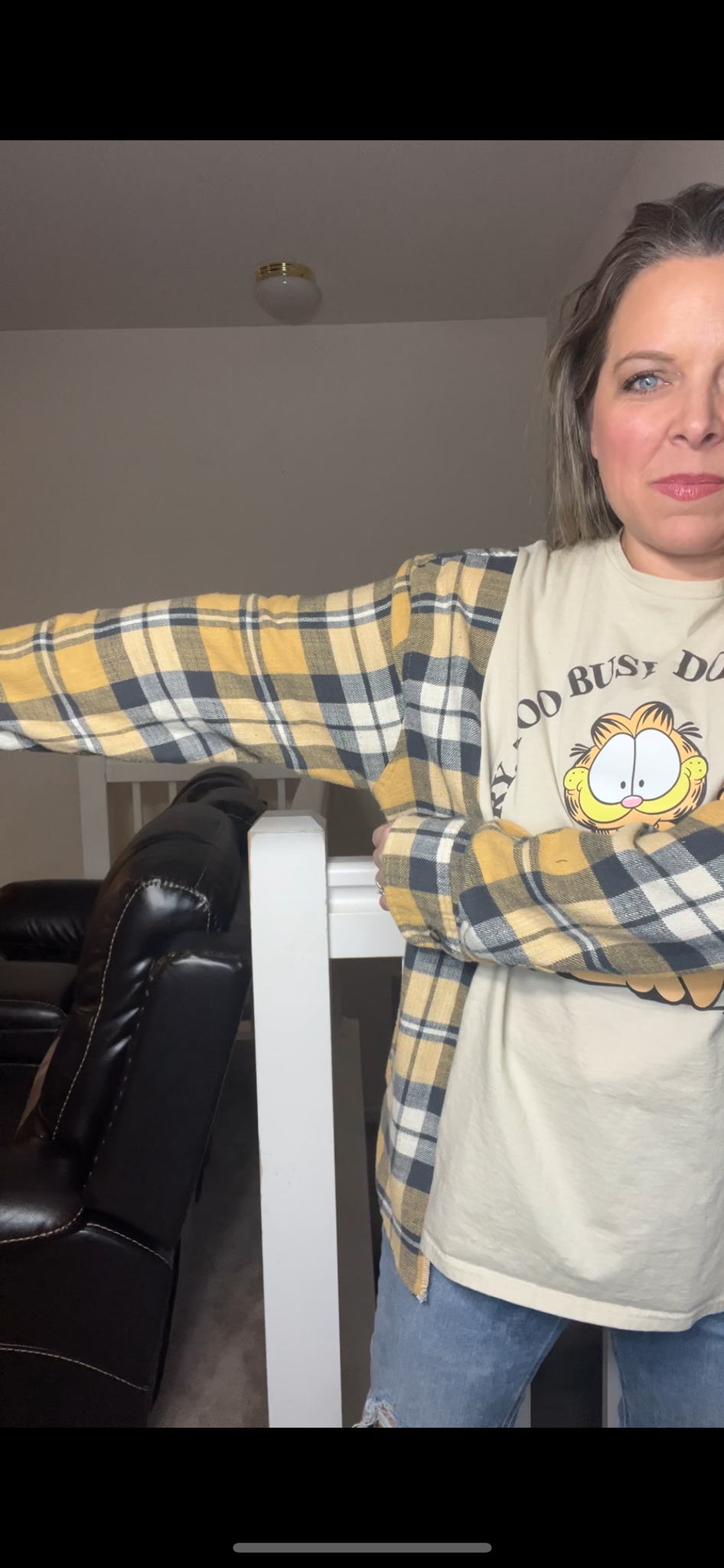 Upcycled Garfield – women’s 2X – T-shirt with flannel sleeves