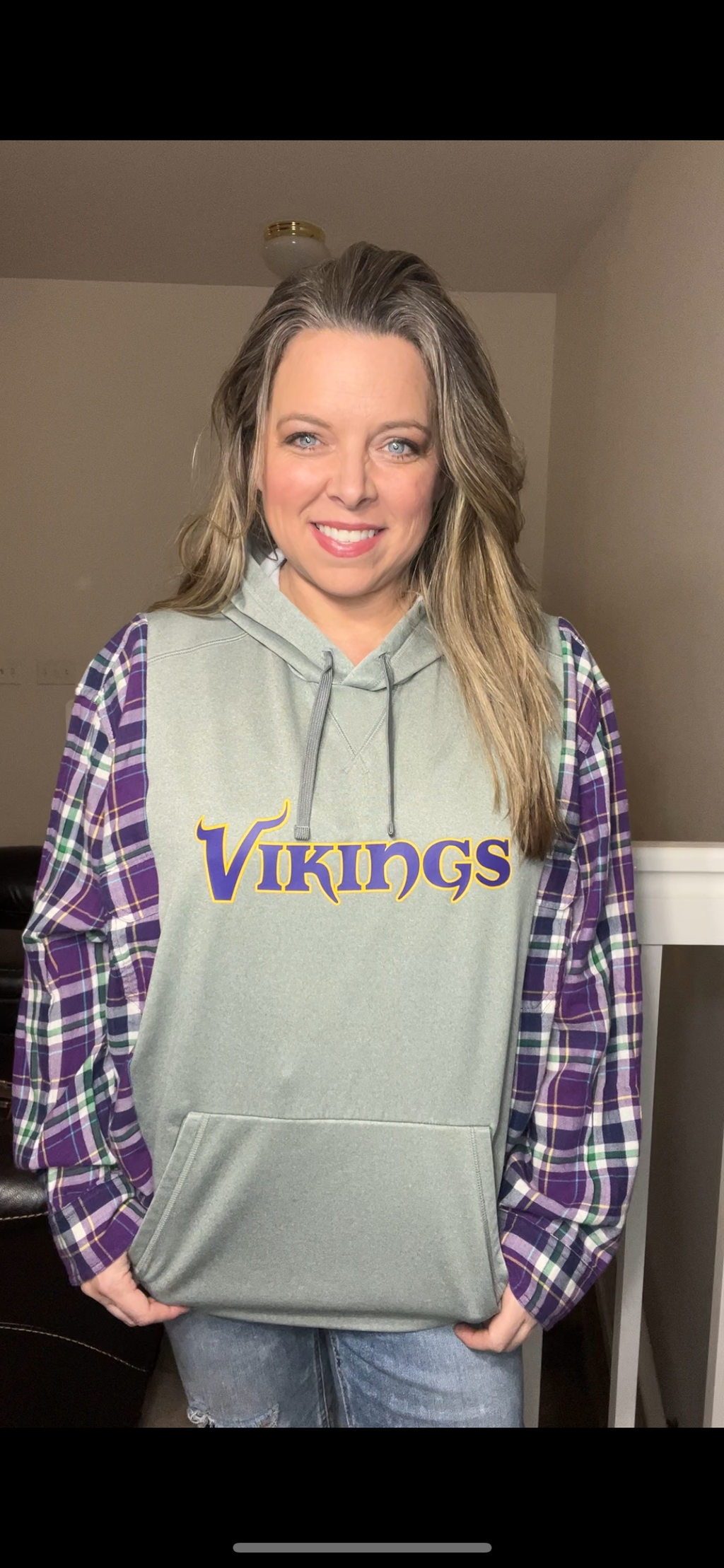 Upcycled Vikings – women’s 1X – midweight sweatshirt with flannel sleeves