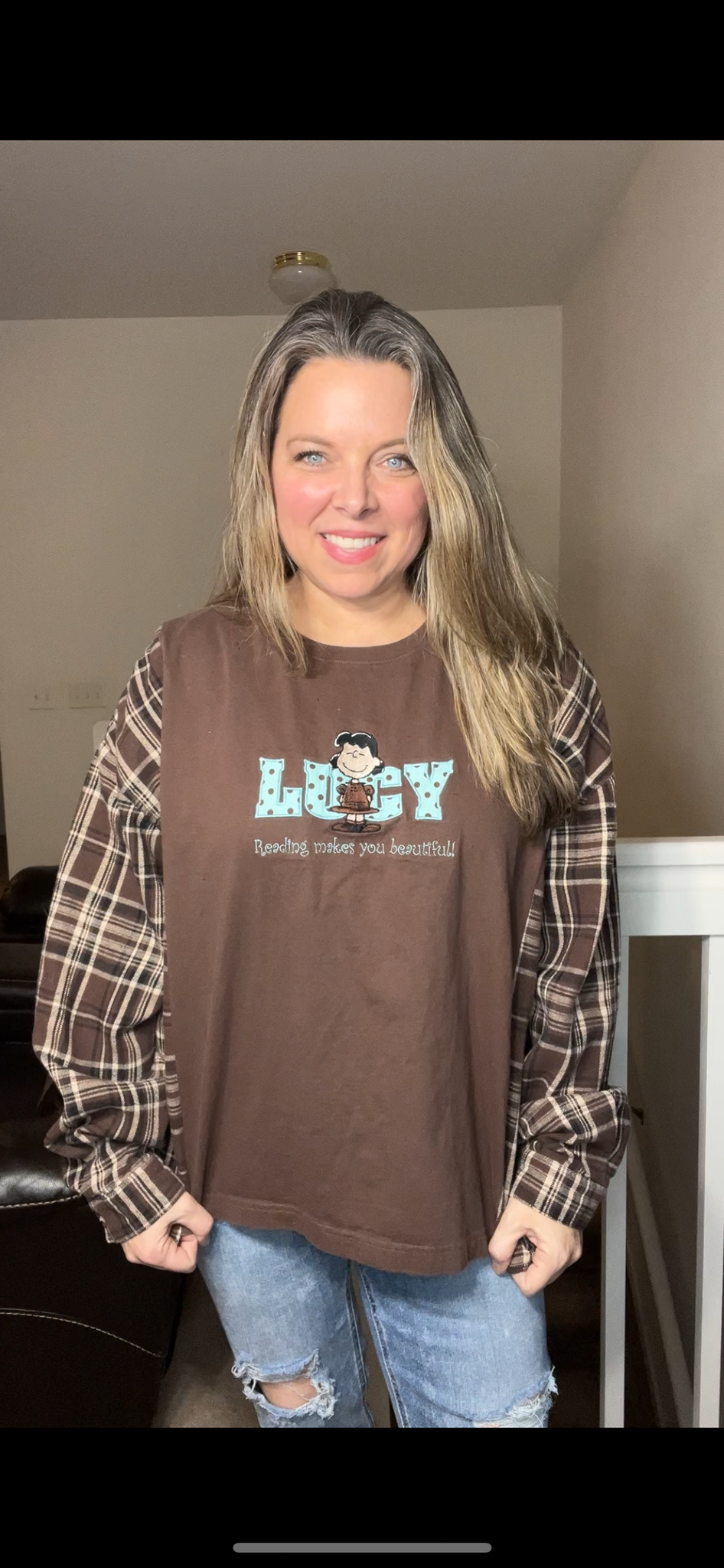 Upcycled Lucy – women’s XL/1X – T-shirt with flannel sleeves