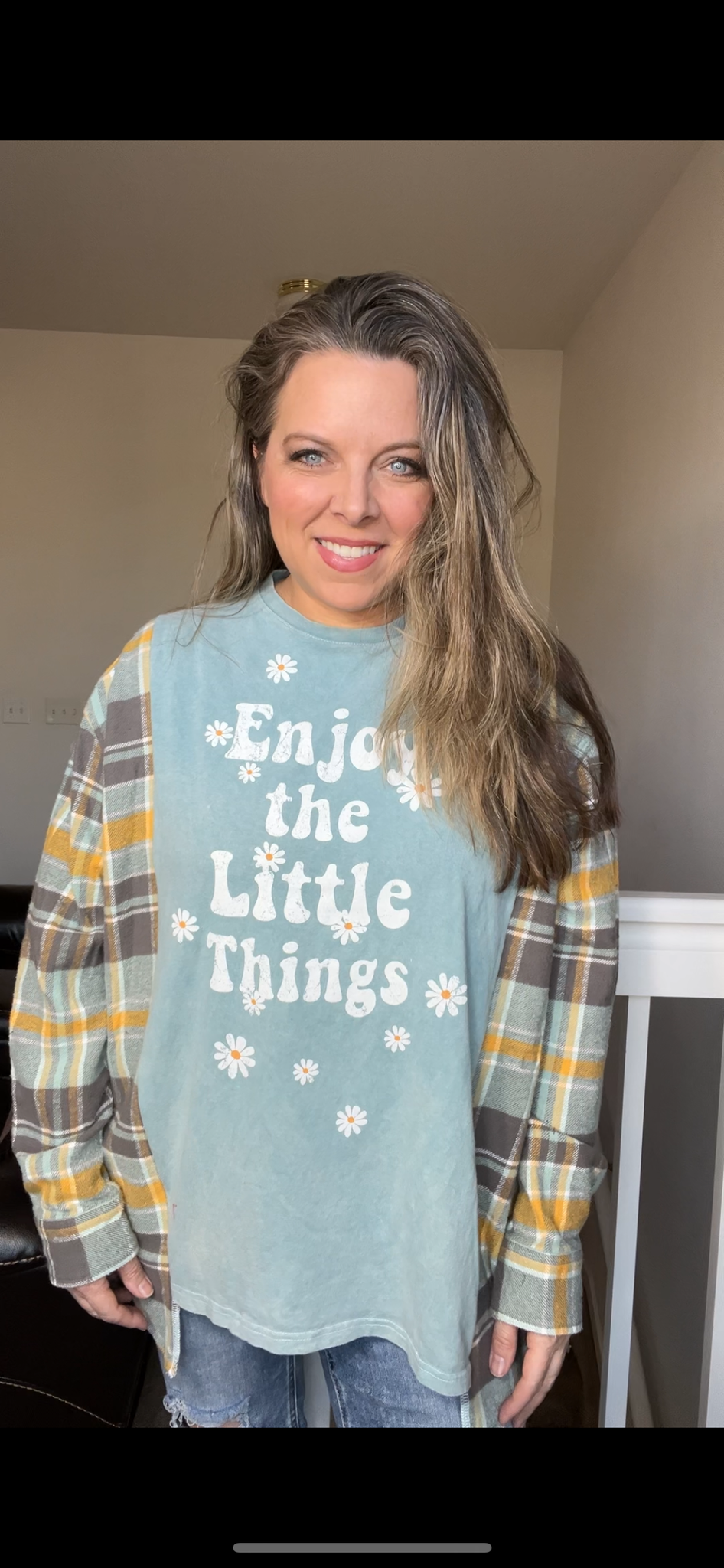 Upcycled Little things – women’s XL – T-shirt with thick flannel sleeves – sleeves more narrow