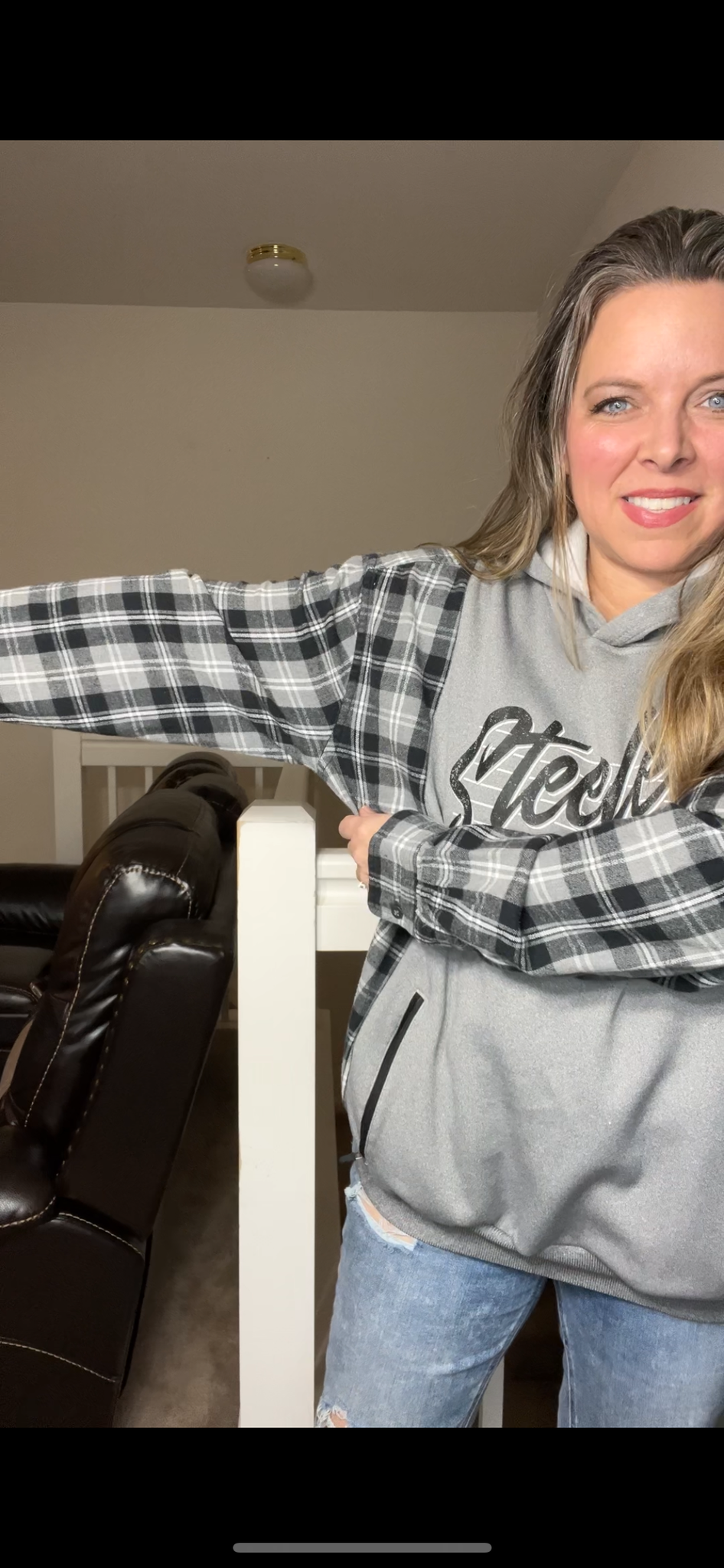 Upcycled Steelers – women’s 1X/2X midweight sweatshirt with flannel sleeves