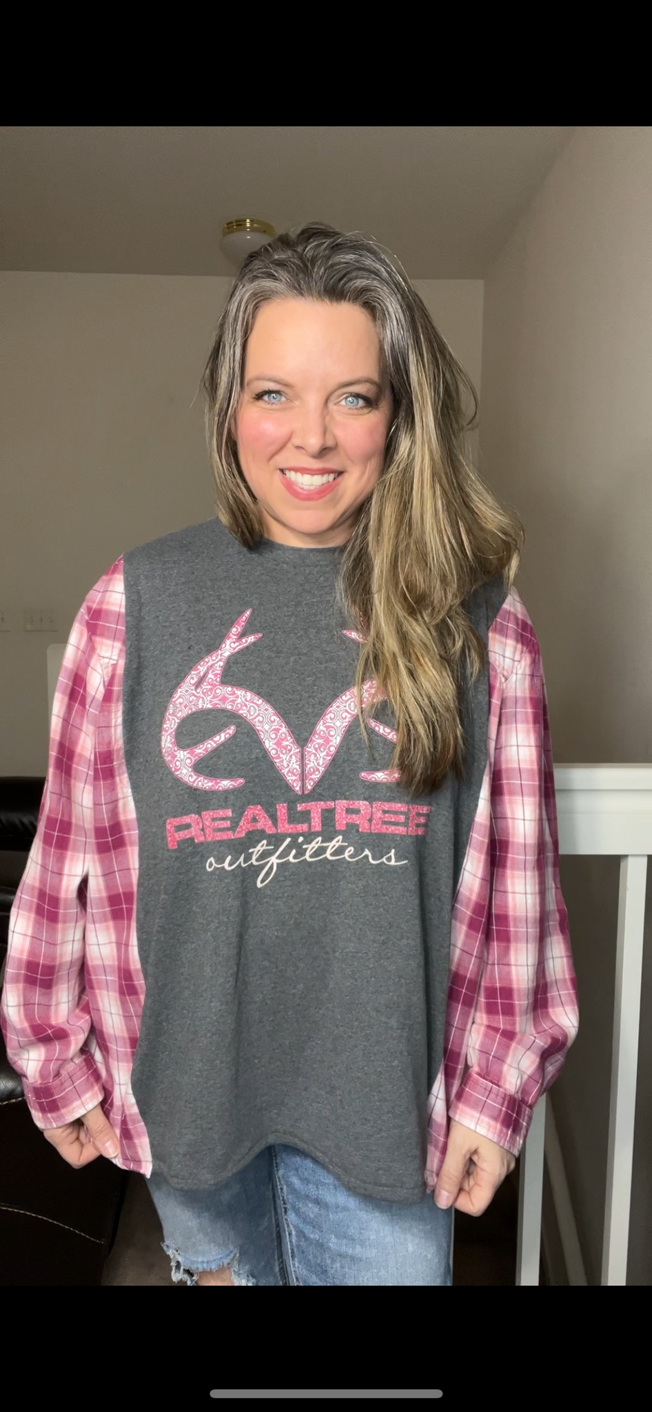 Upcycled Real tree – women’s 2X T-shirt with flannel sleeves