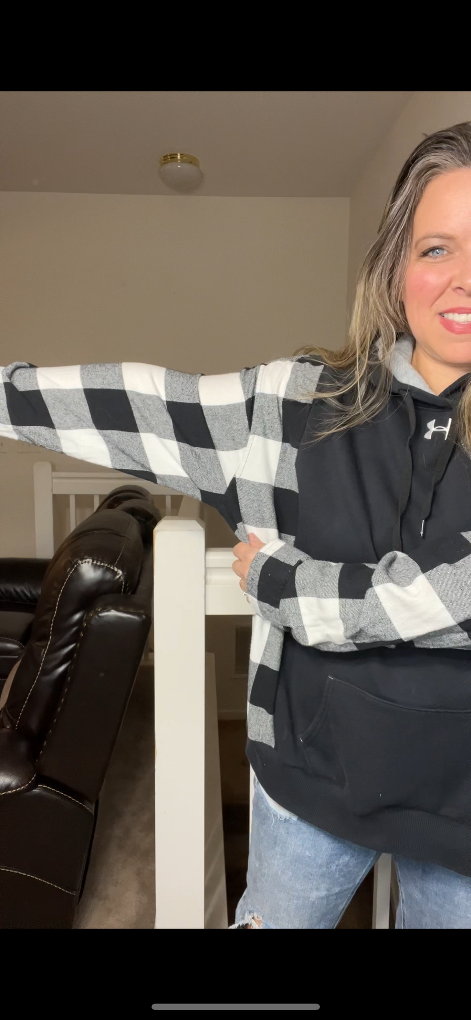 Upcycled UA black - Women’s 2X midweight sweatshirt with flannel sleeves