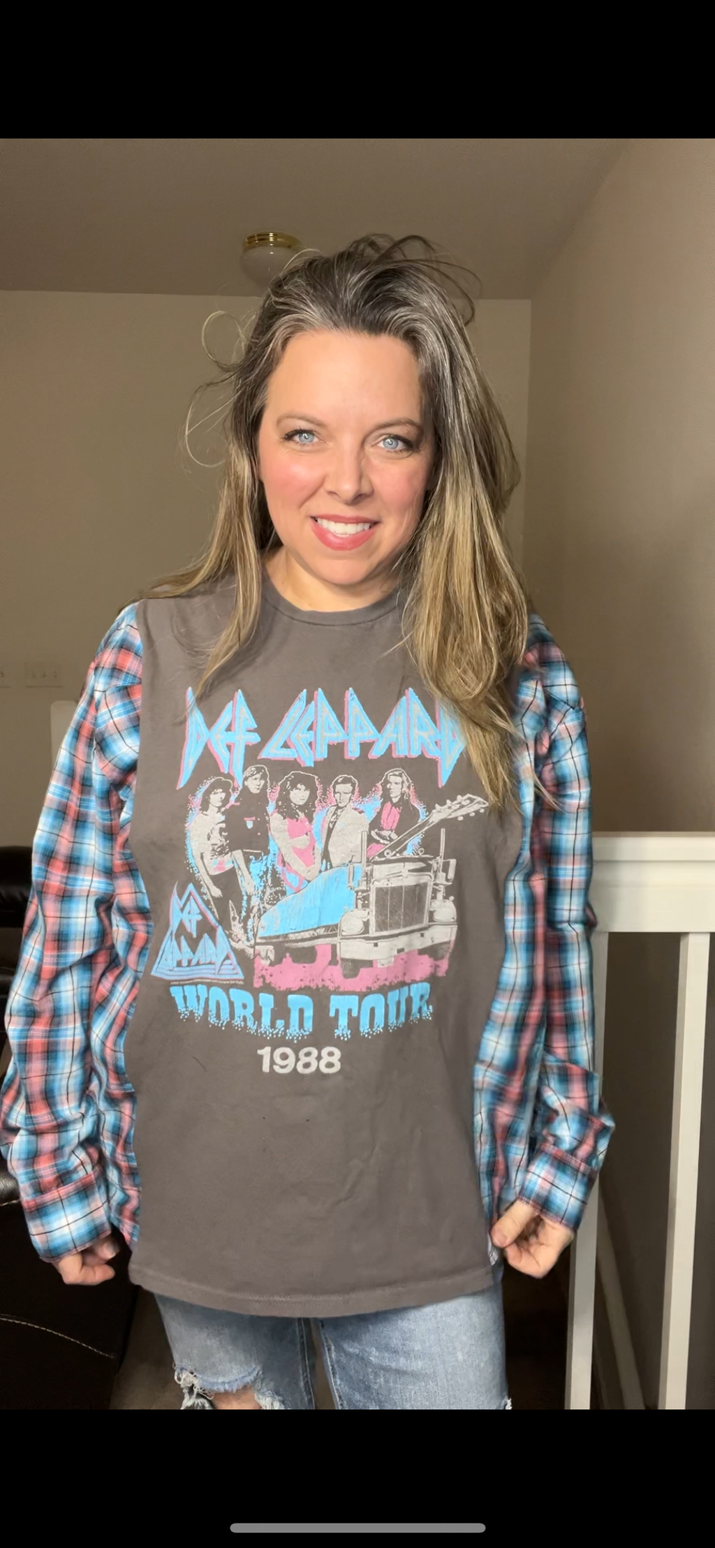 Upcycled Def Leppard – women’s medium T-shirt with cotton sleeves