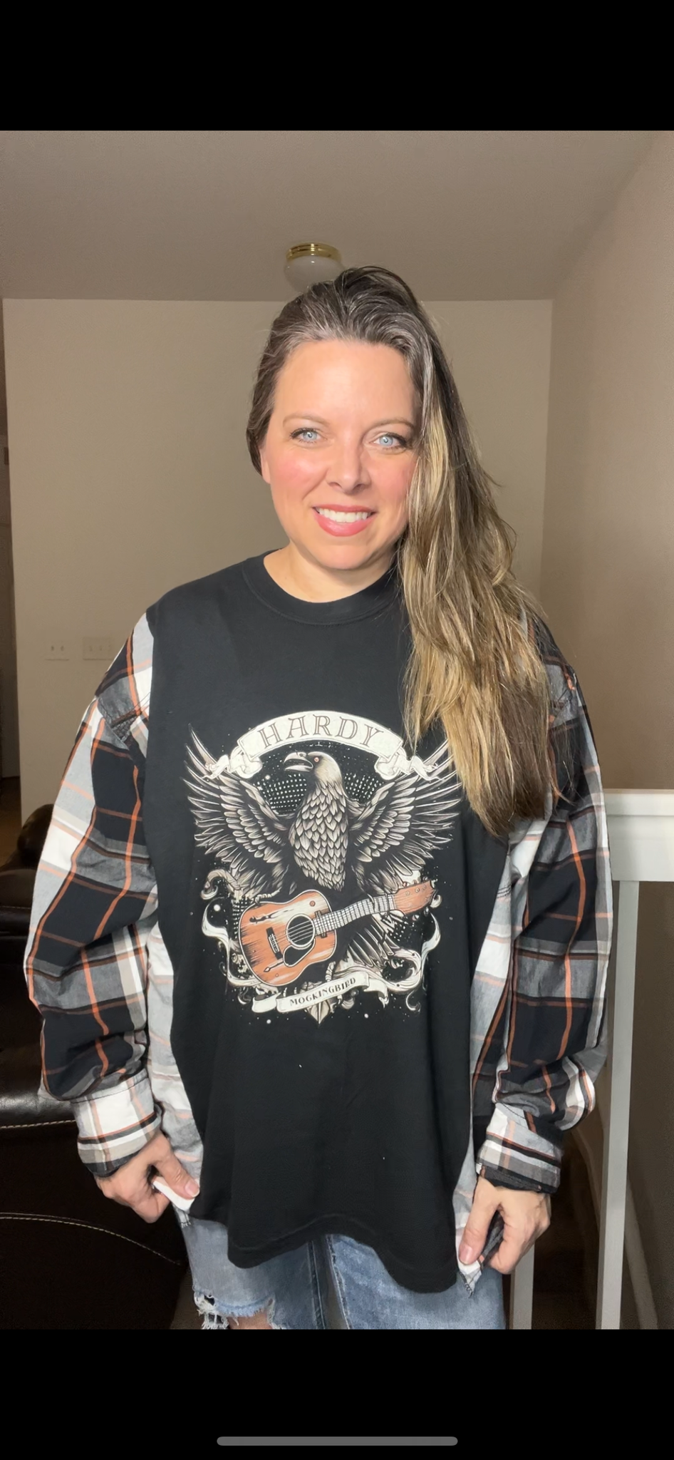 Upcycled Hardy – women’s 2X/3X T-shirt with cotton sleeves