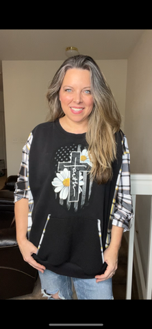Upcycled Faith flowers – women’s 3X midweight sweatshirt with stretchy sleeves