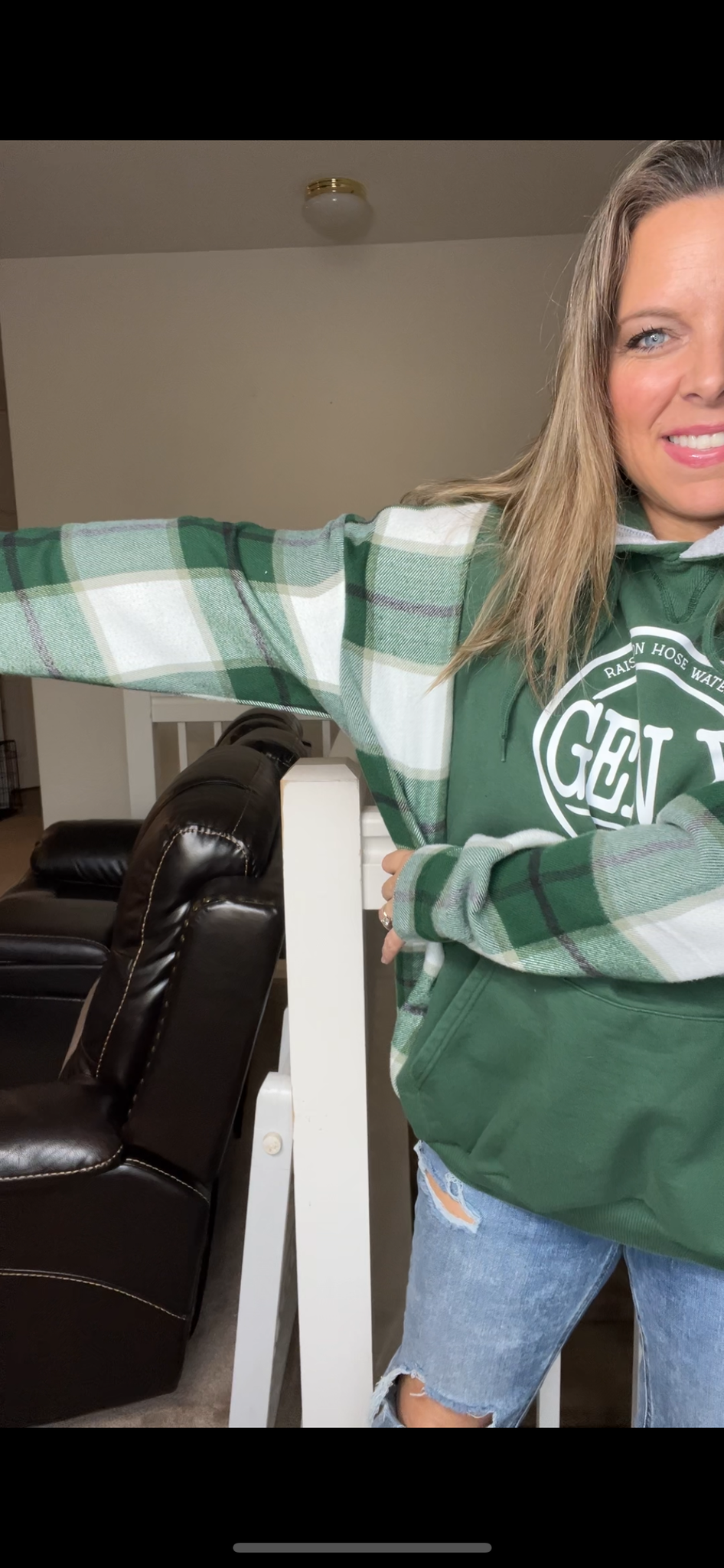 Upcycled Gen X green – women’s 2X midweight sweatshirt with thick flannel sleeves