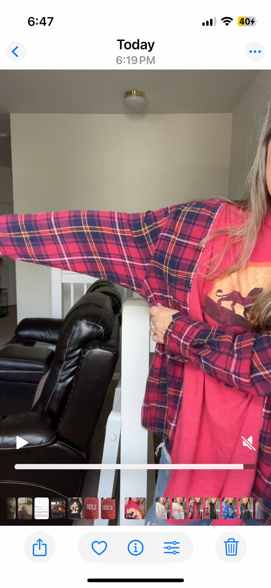 Upcycled Lion king – women’s 3X/4X T-shirt with flannel sleeves