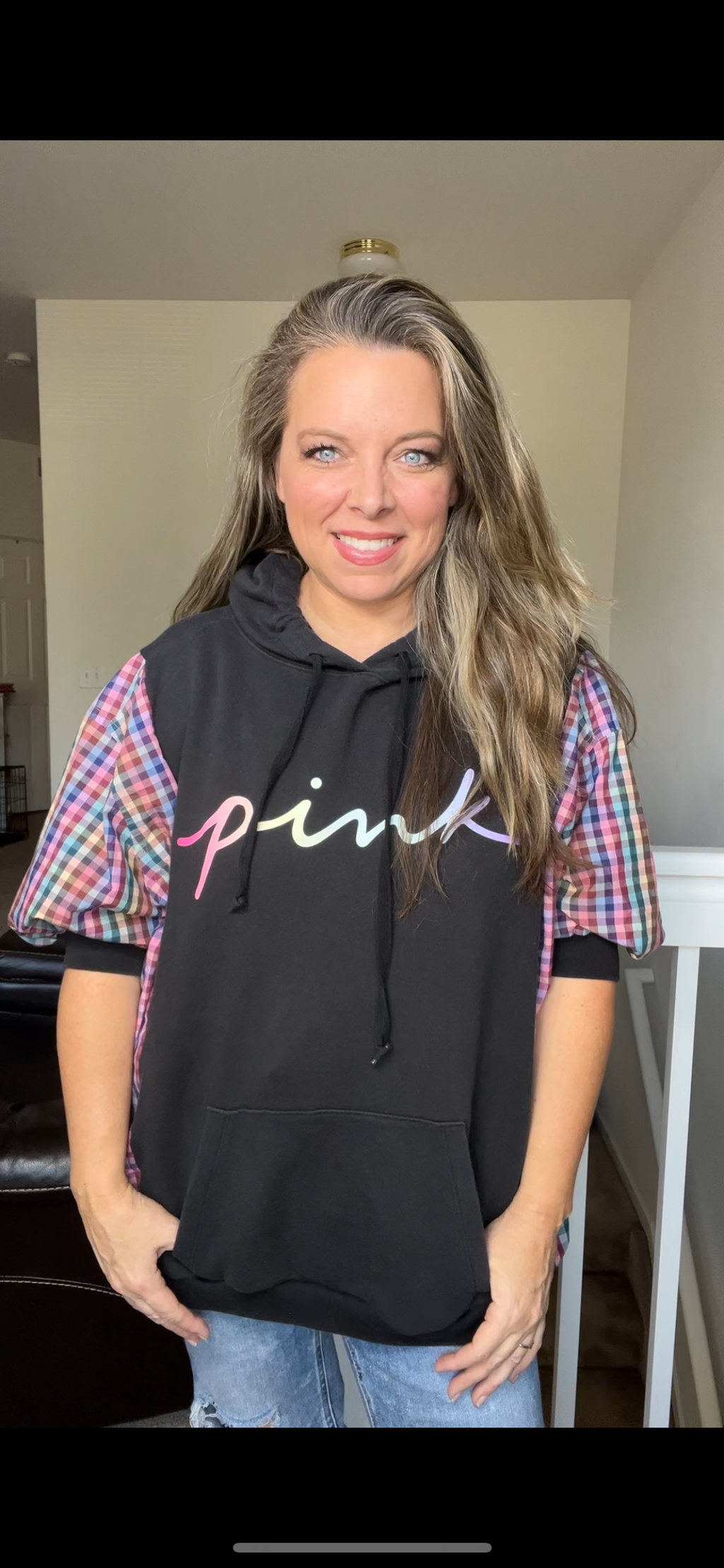 Upcycled Pink – women’s 1X/2X midweight sweatshirt with short cotton sleeves