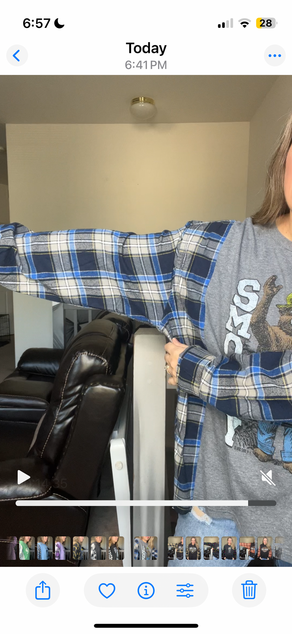 Upcycled Smoky bear – women’s 1X T-shirt with flannel sleeves
