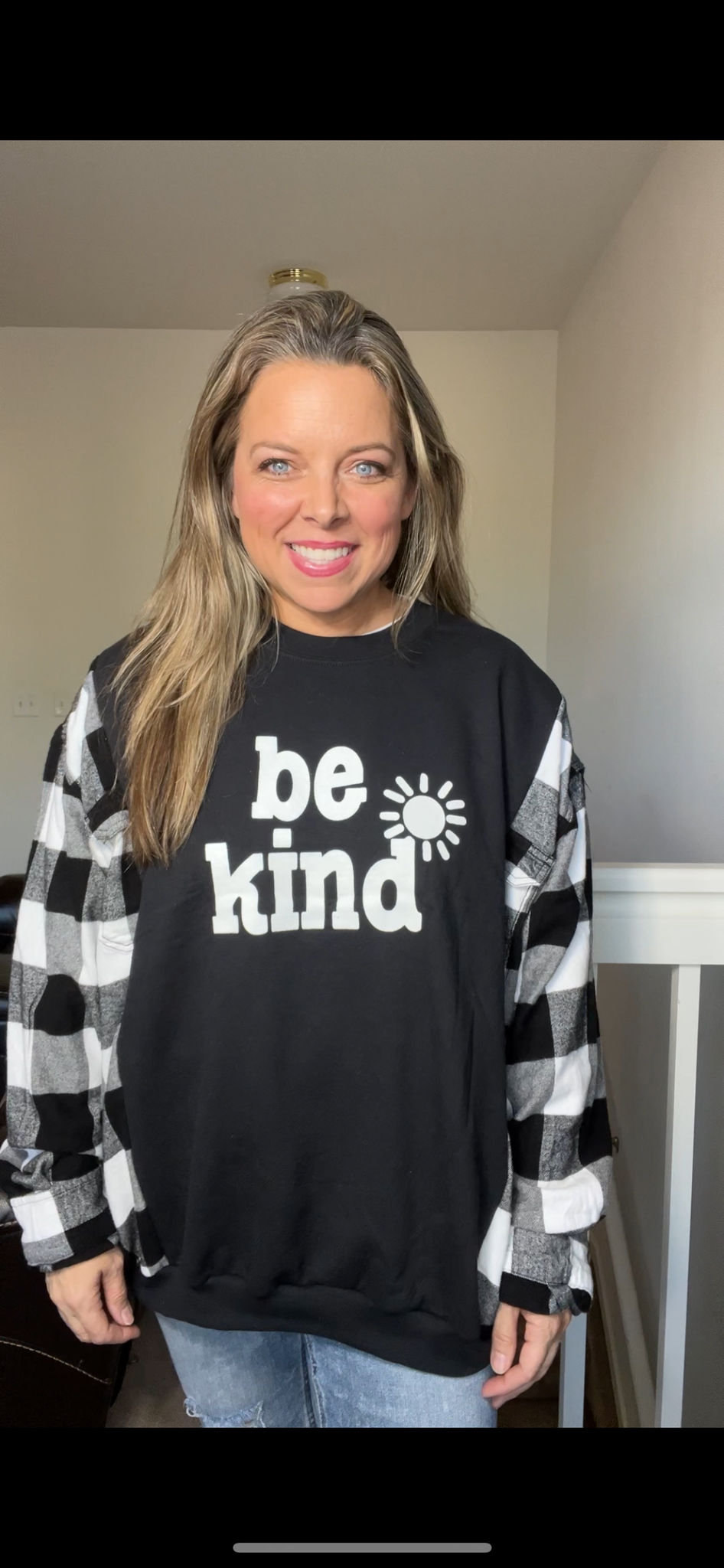 Upcycled Be Kind black – women’s 2X – midweight sweatshirt with flannel sleeves ￼