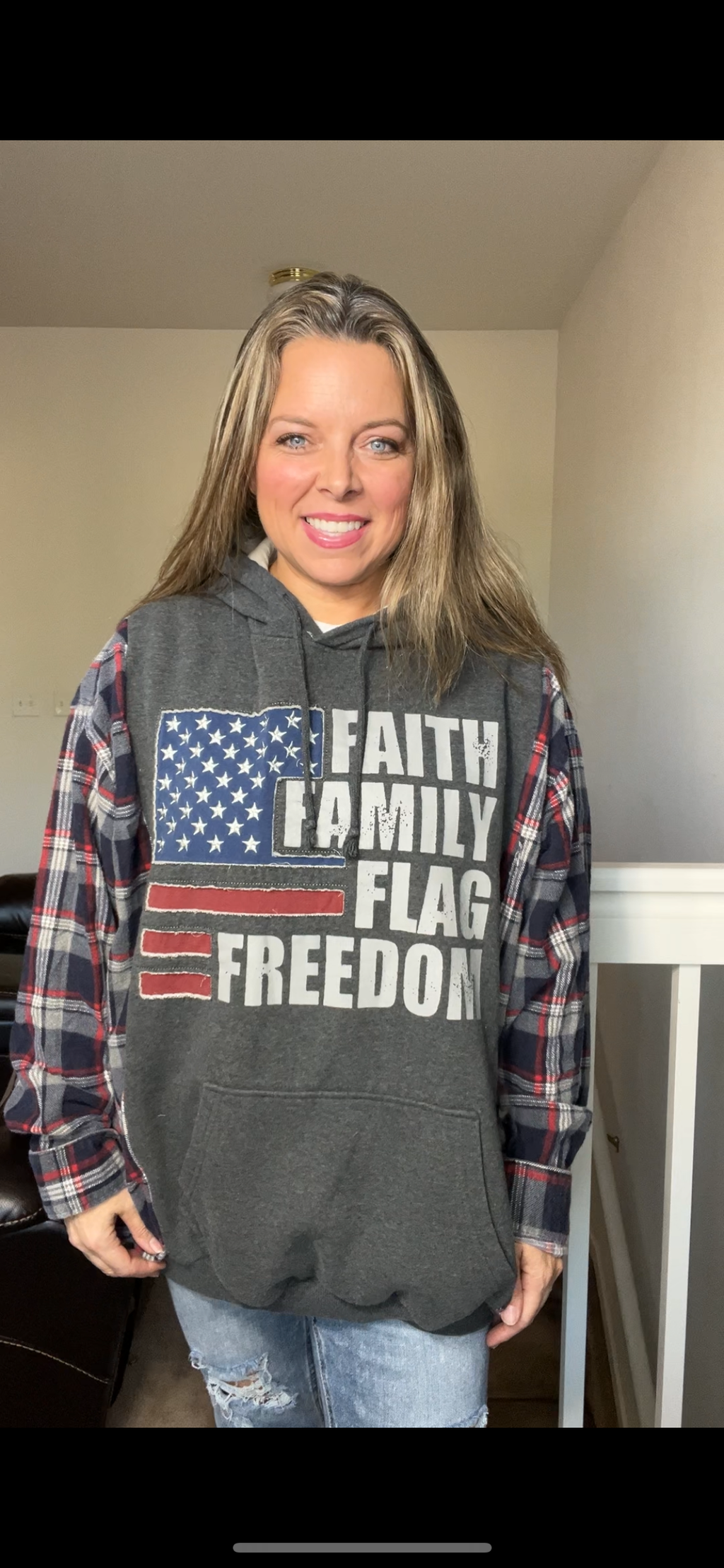 Upcycled Family Freedom – women’s 3X – midweight sweatshirt with flannel sleeves ￼